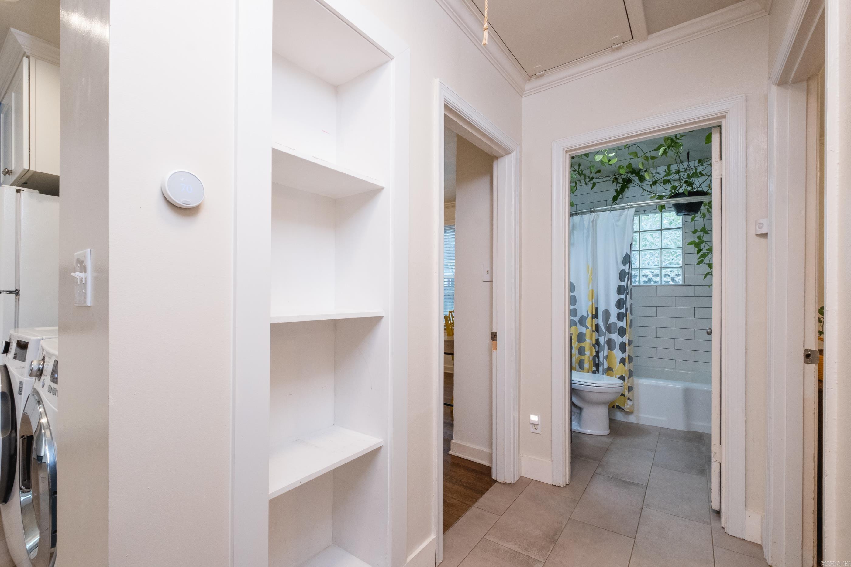 2301 N McKinley Street