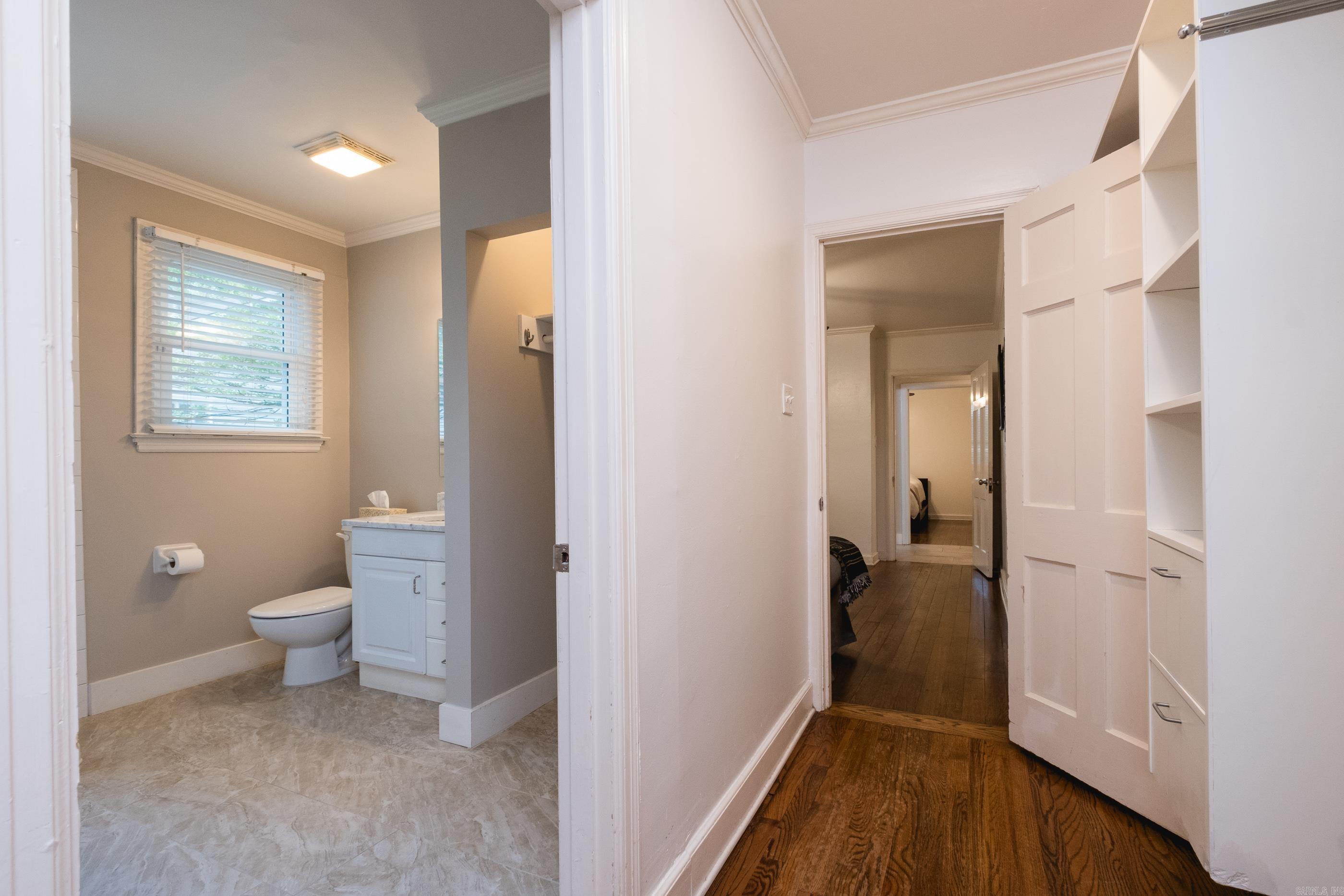 2301 N McKinley Street