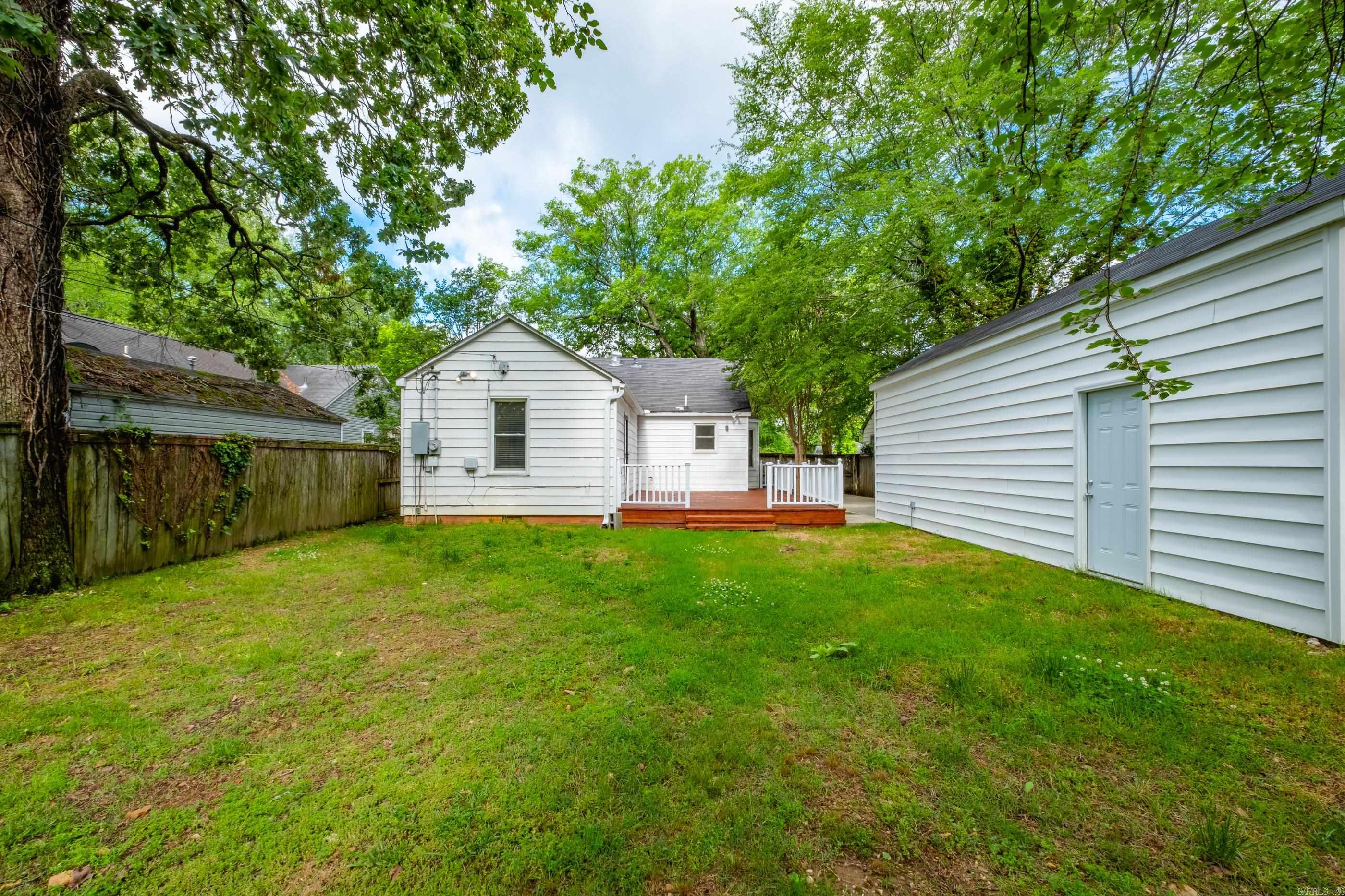 2301 N McKinley Street