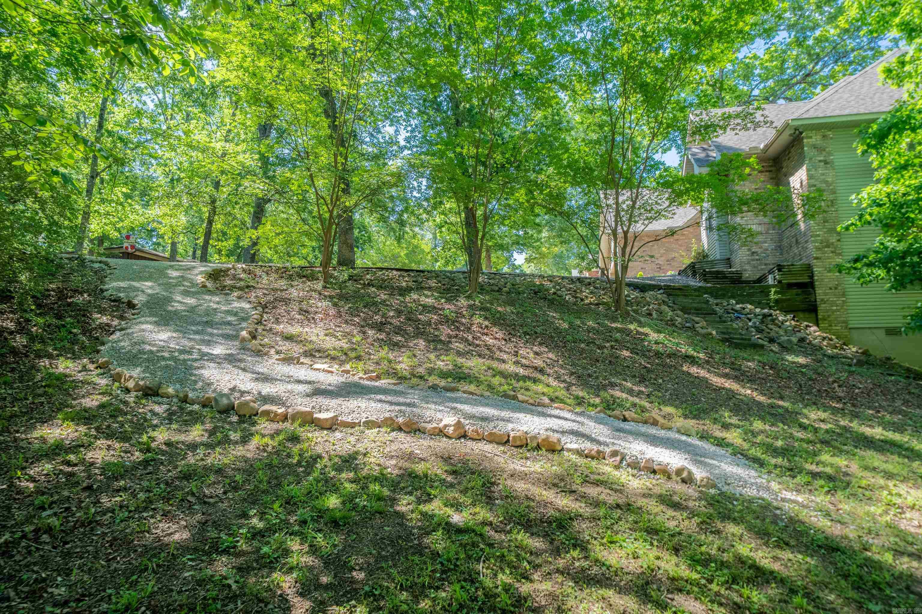 114 Bellaire Loop