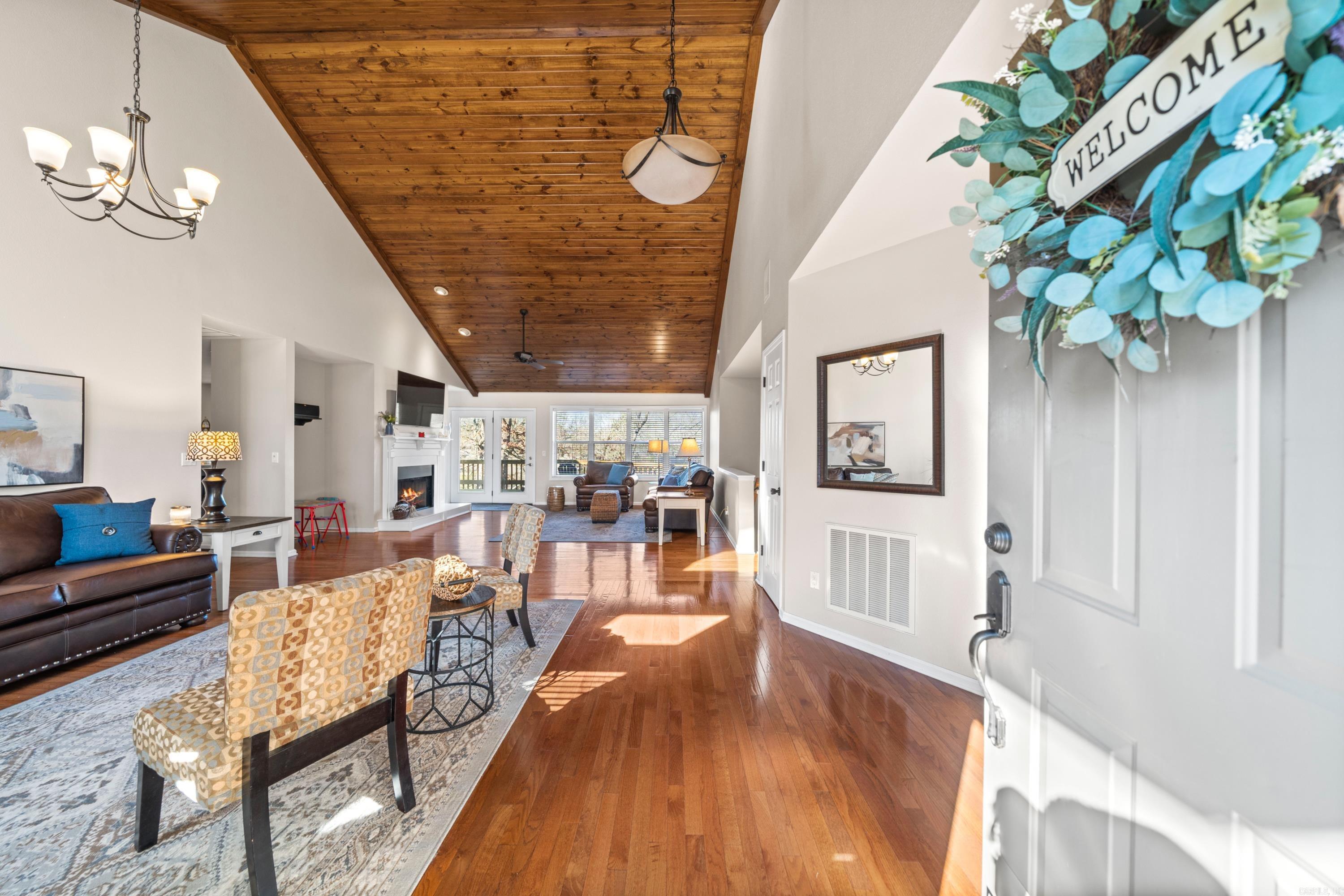 114 Bellaire Loop