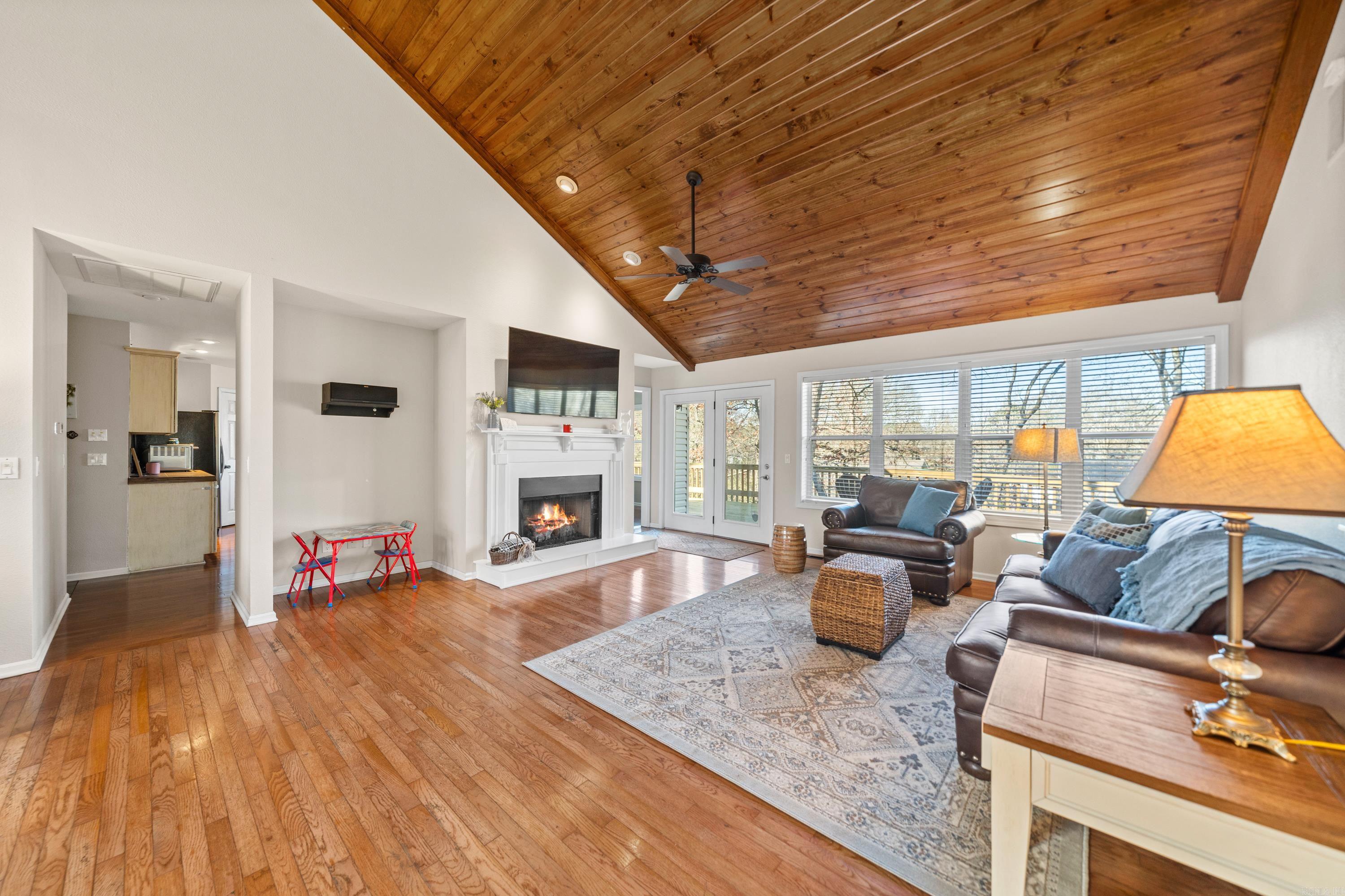 114 Bellaire Loop
