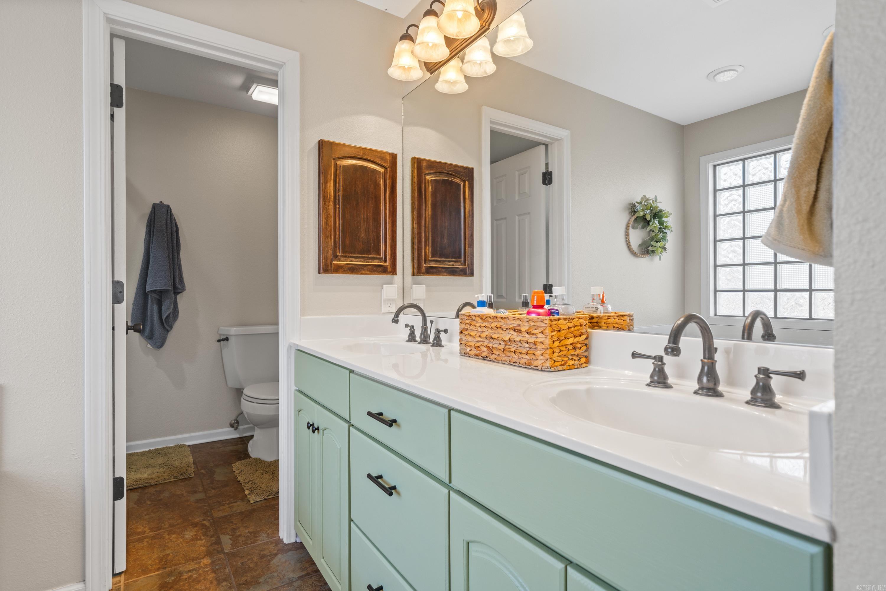 114 Bellaire Loop