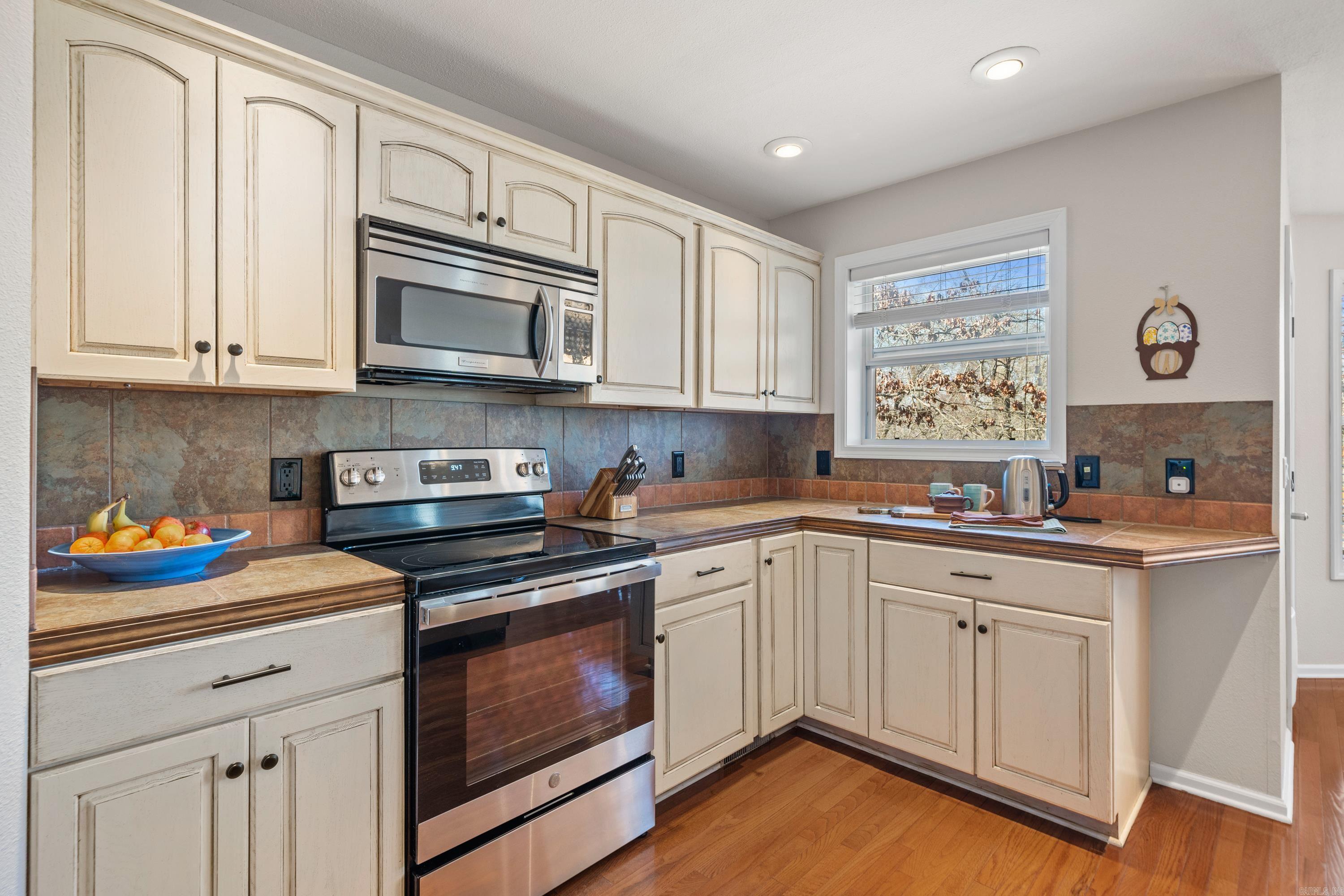 114 Bellaire Loop