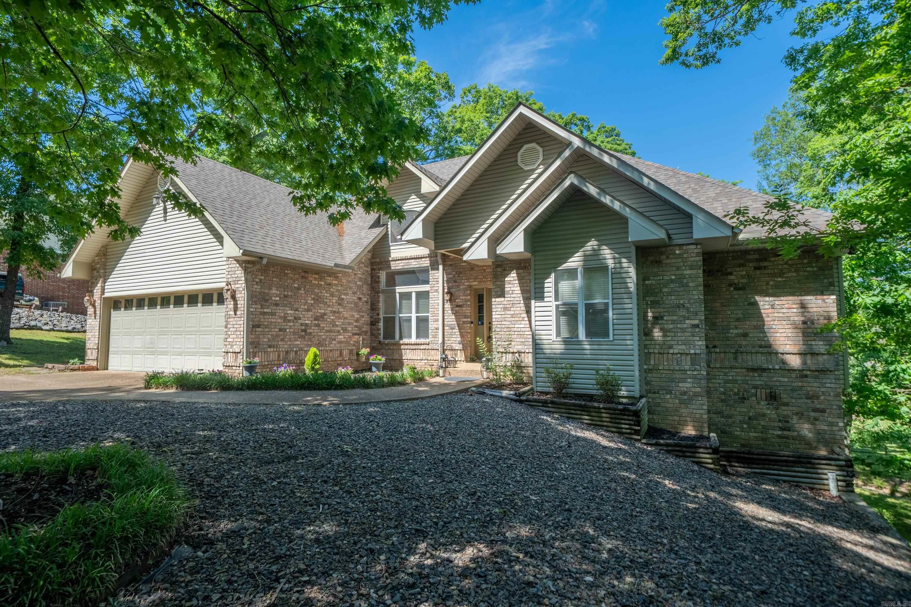 114 Bellaire Loop