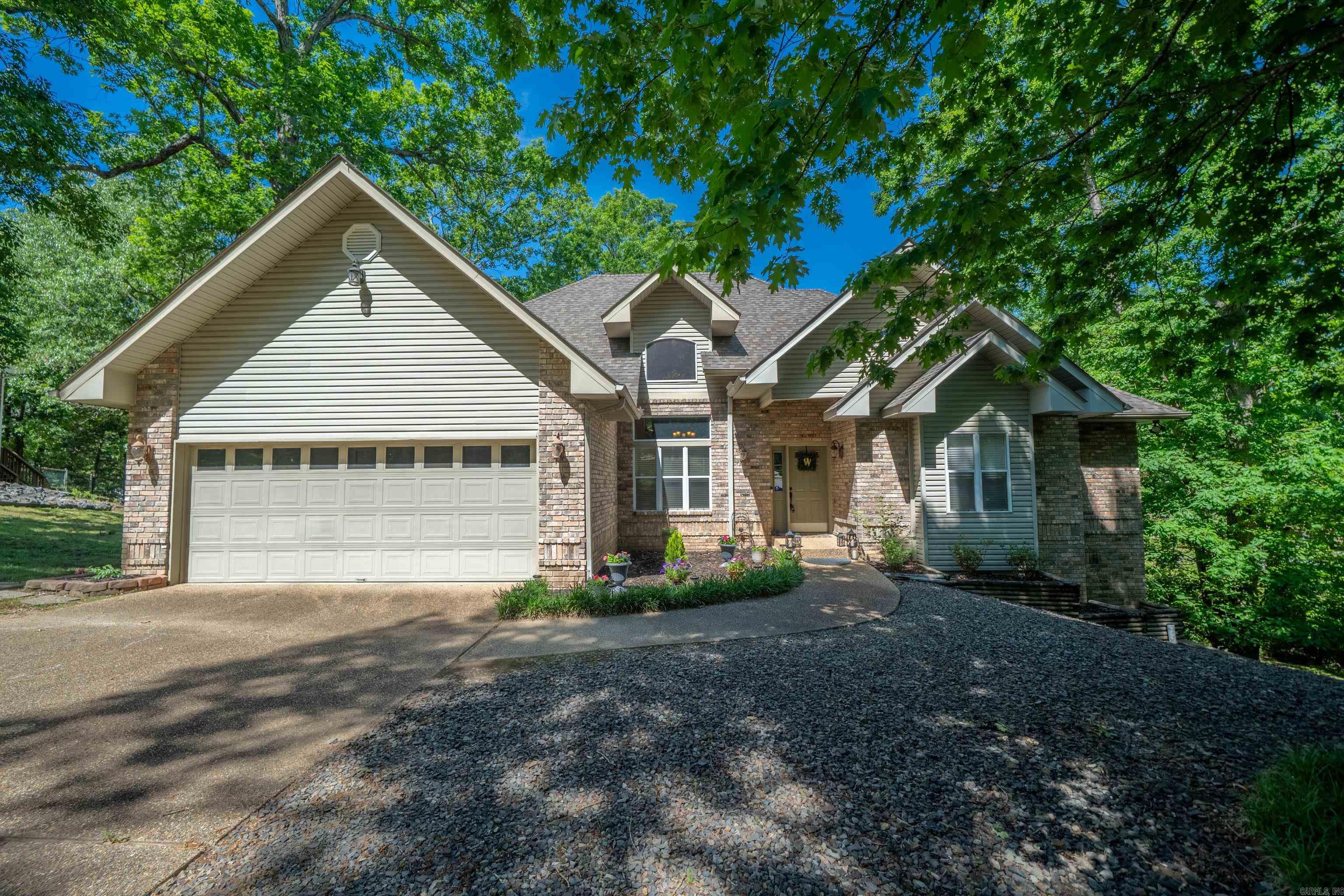 114 Bellaire Loop