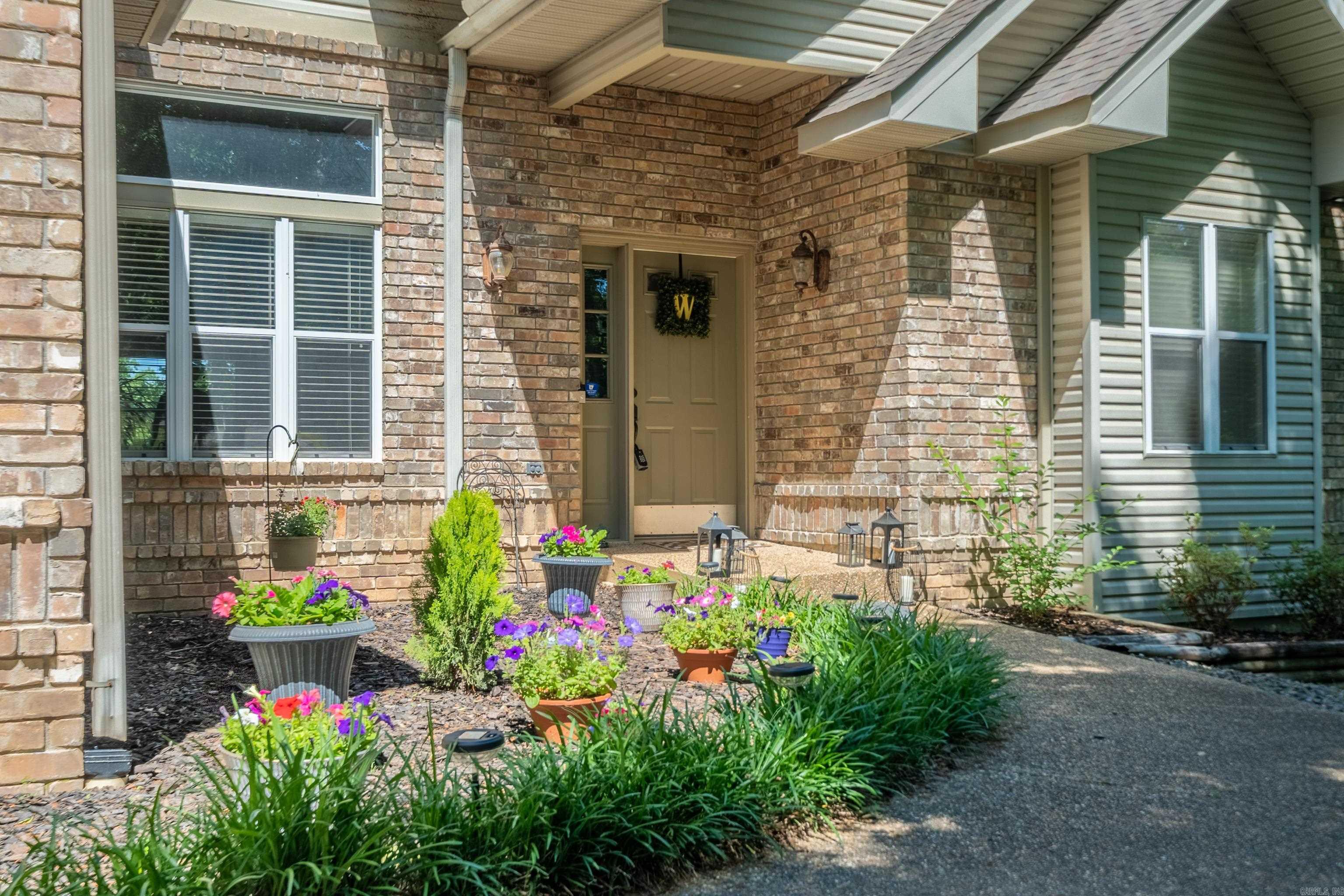114 Bellaire Loop