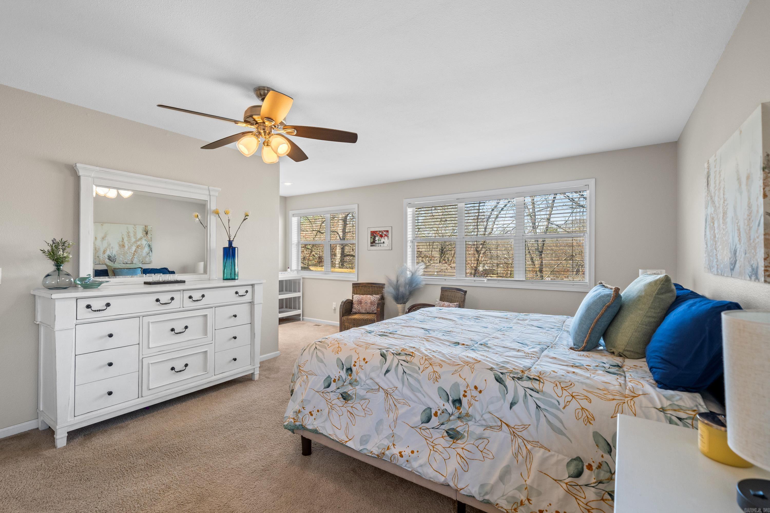 114 Bellaire Loop