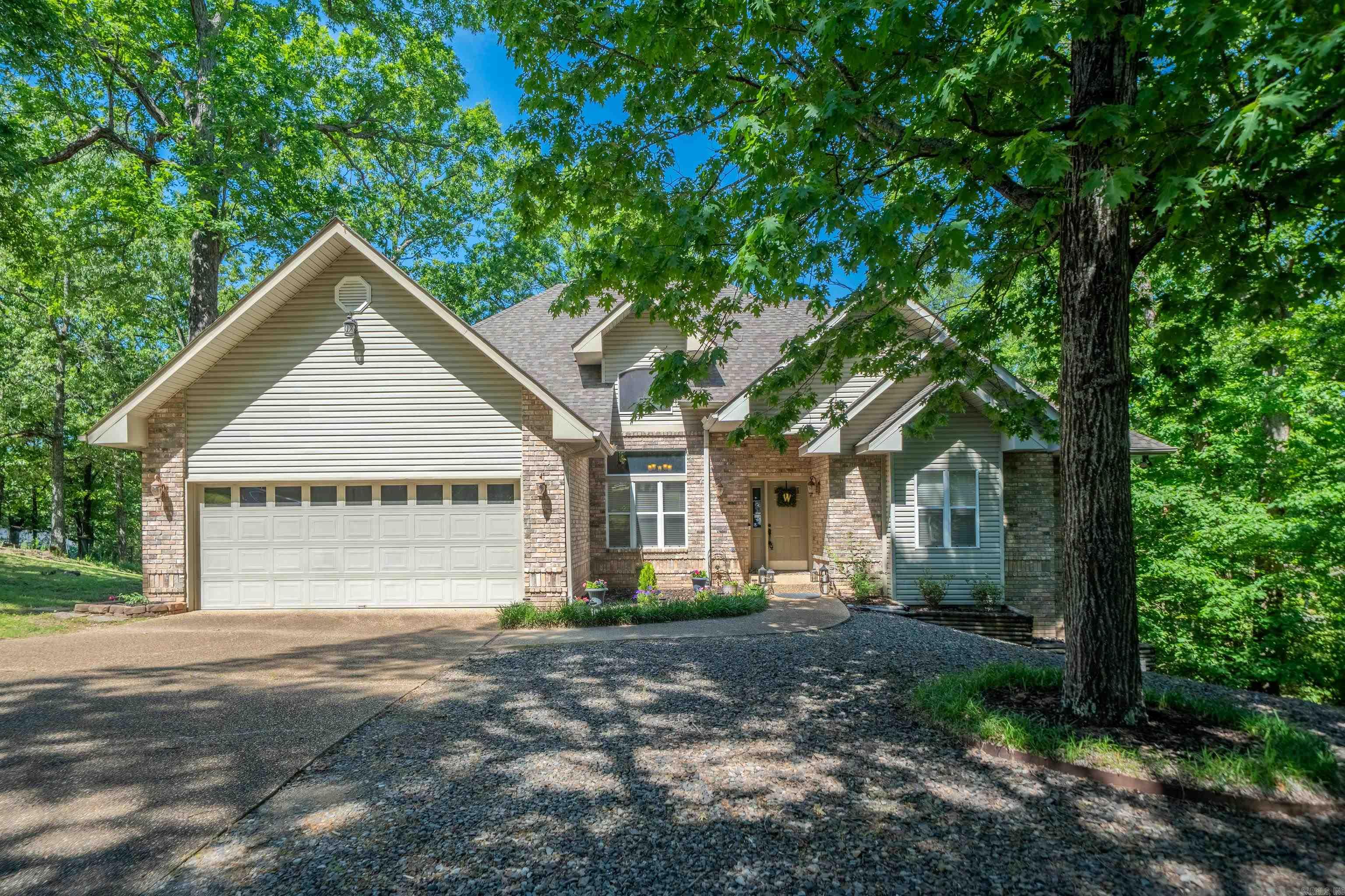 114 Bellaire Loop