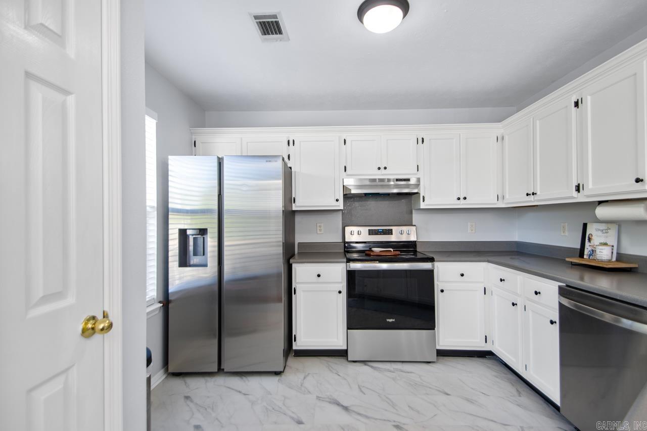 422 Sharon Oaks Court