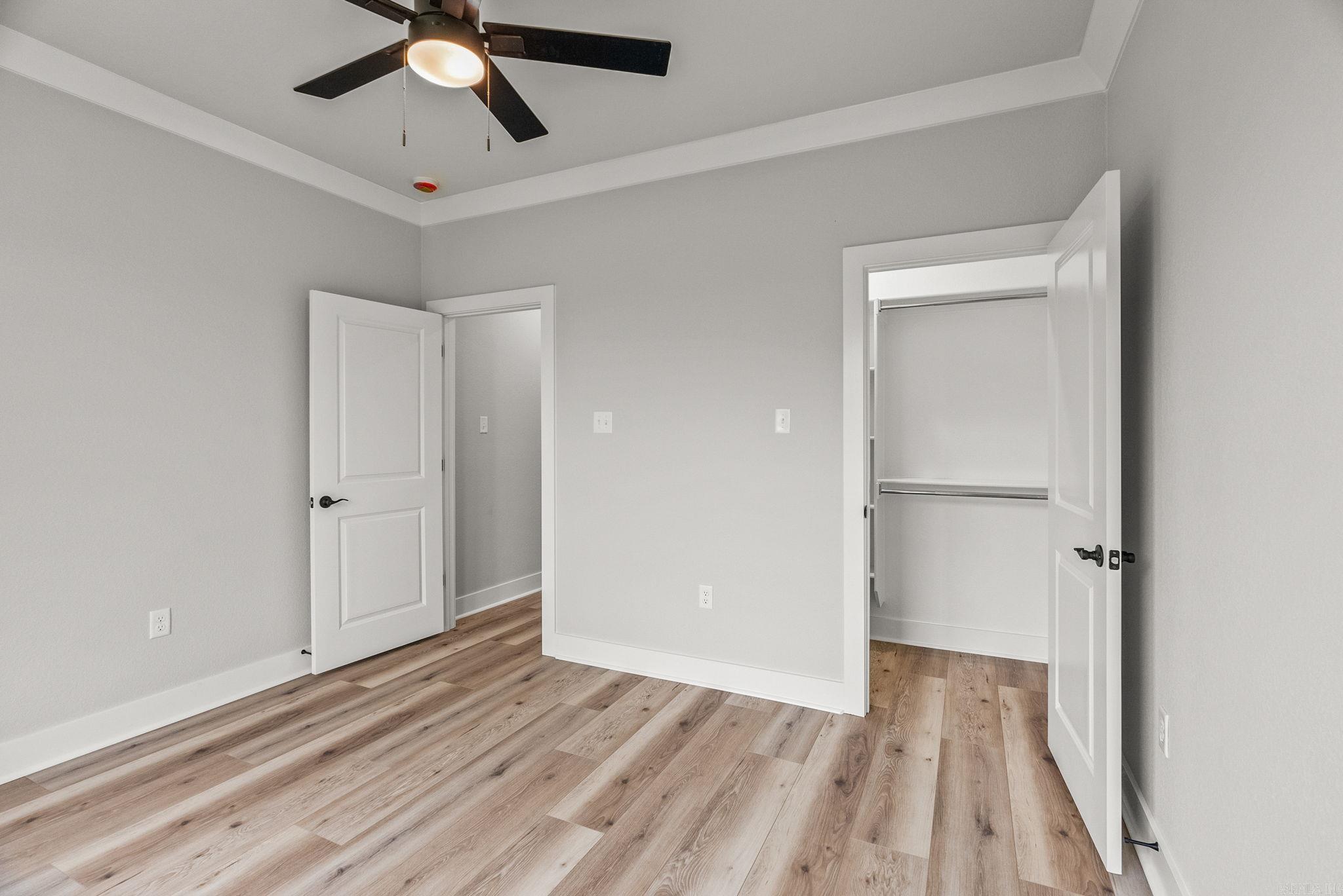 2318 Lakewood Circle