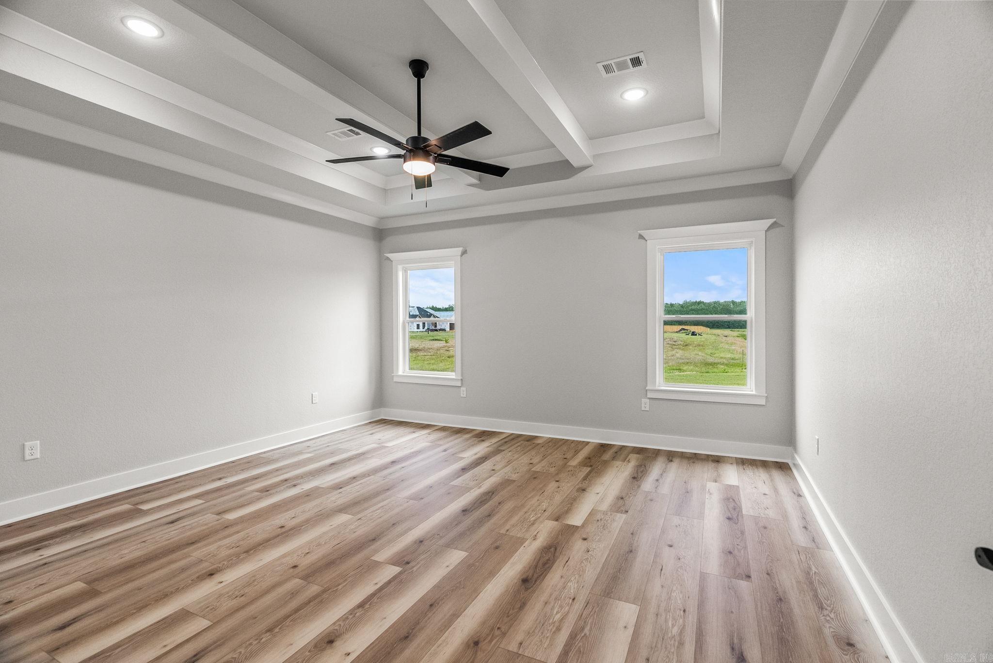 2318 Lakewood Circle