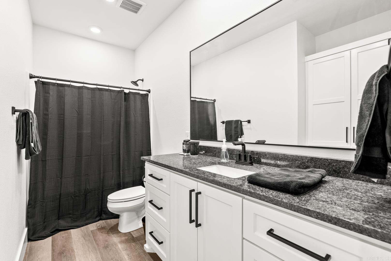 29 Republican Valley