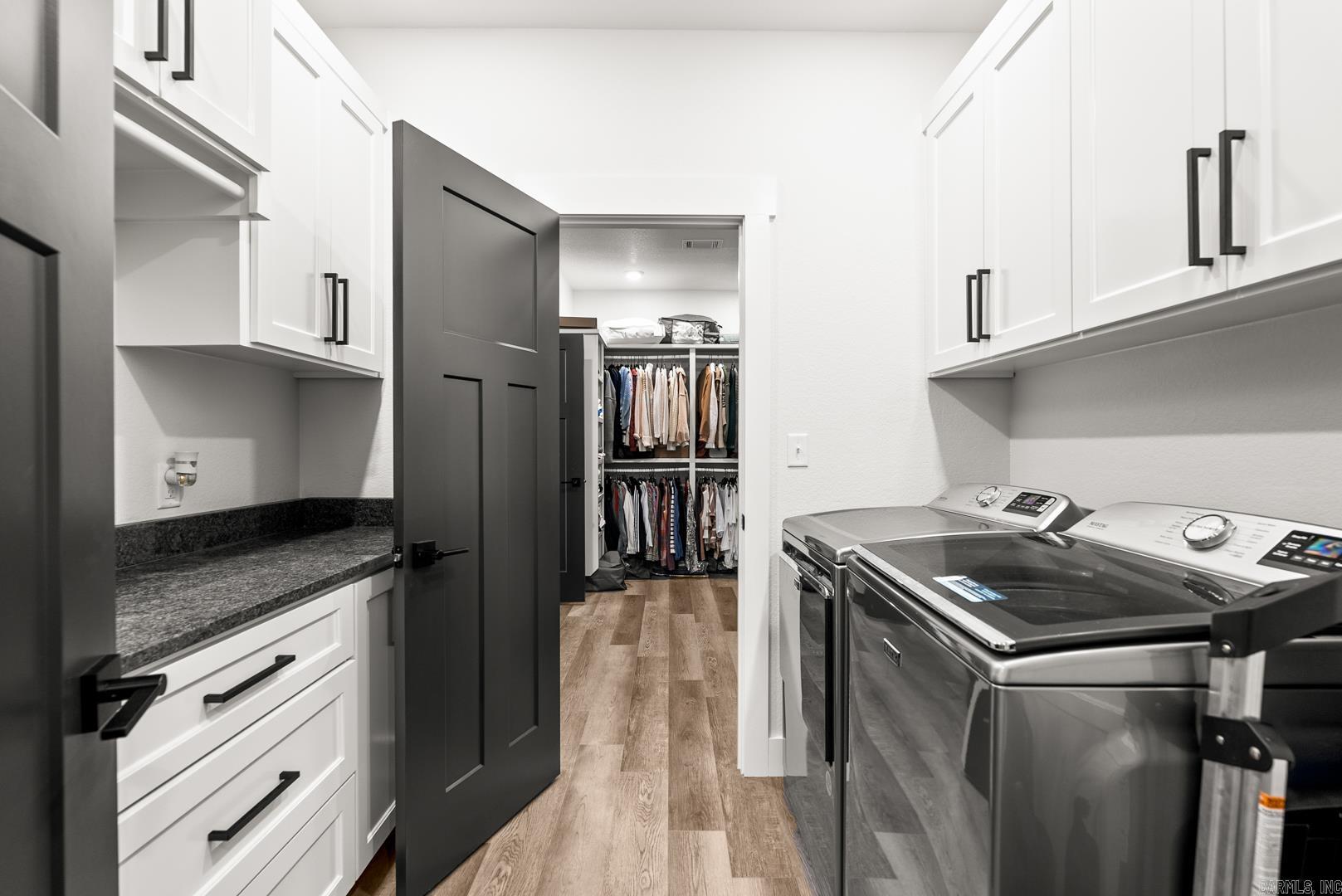 29 Republican Valley