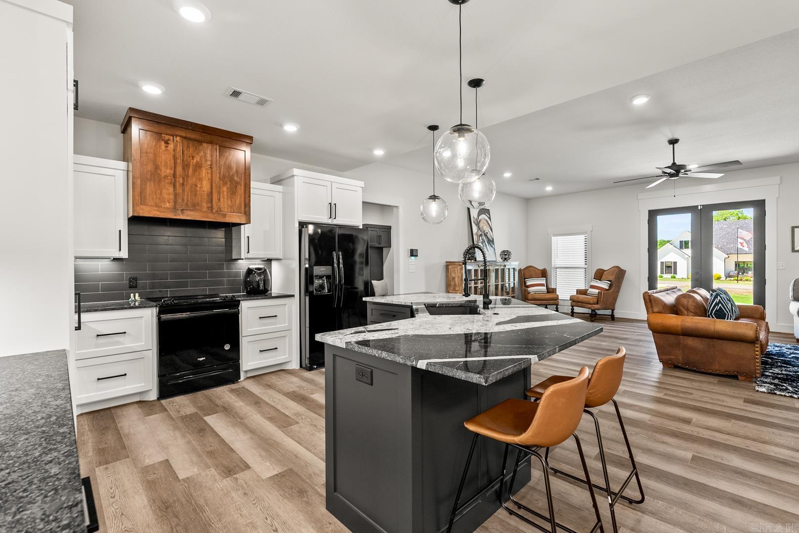 29 Republican Valley