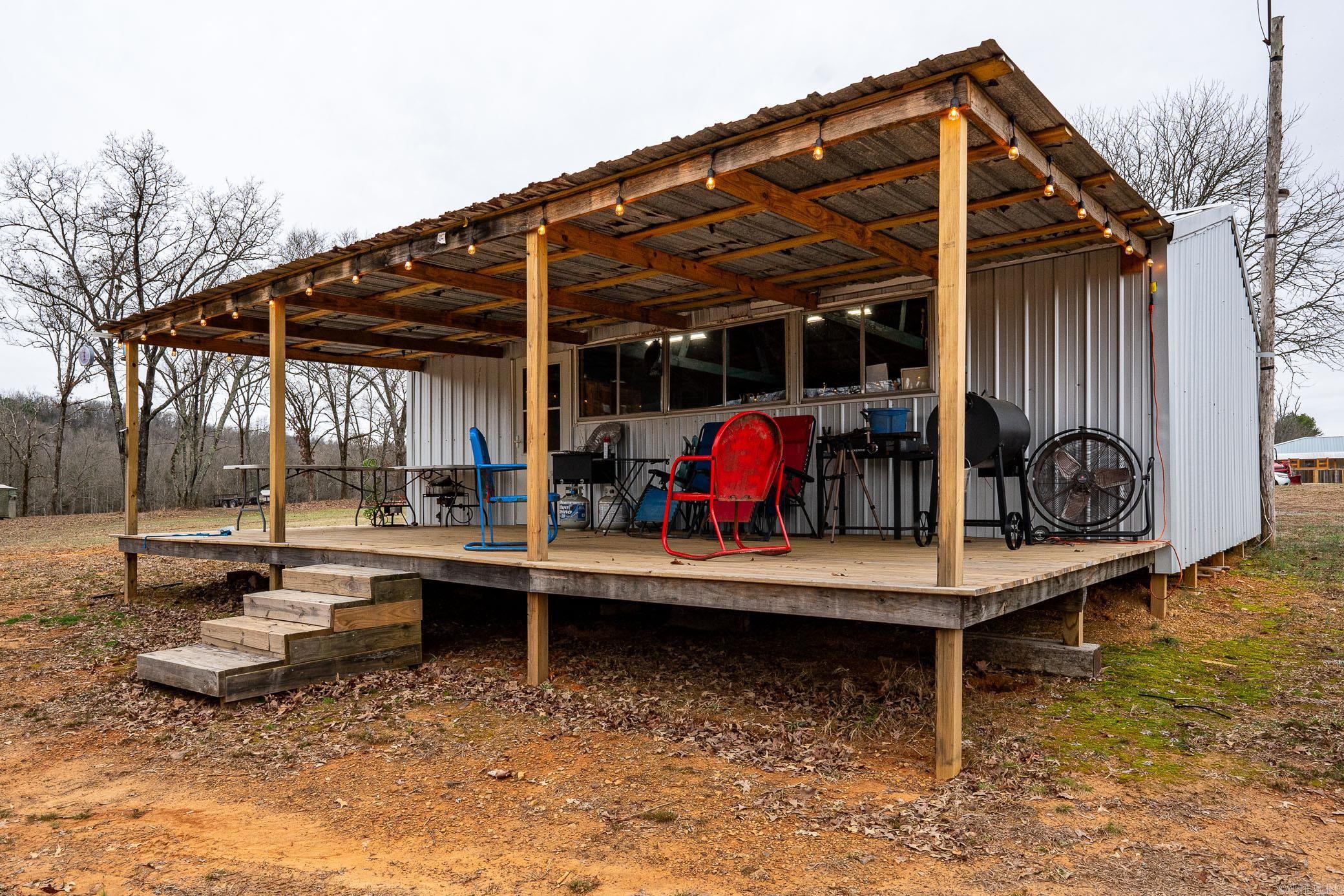 196 Harris Loop