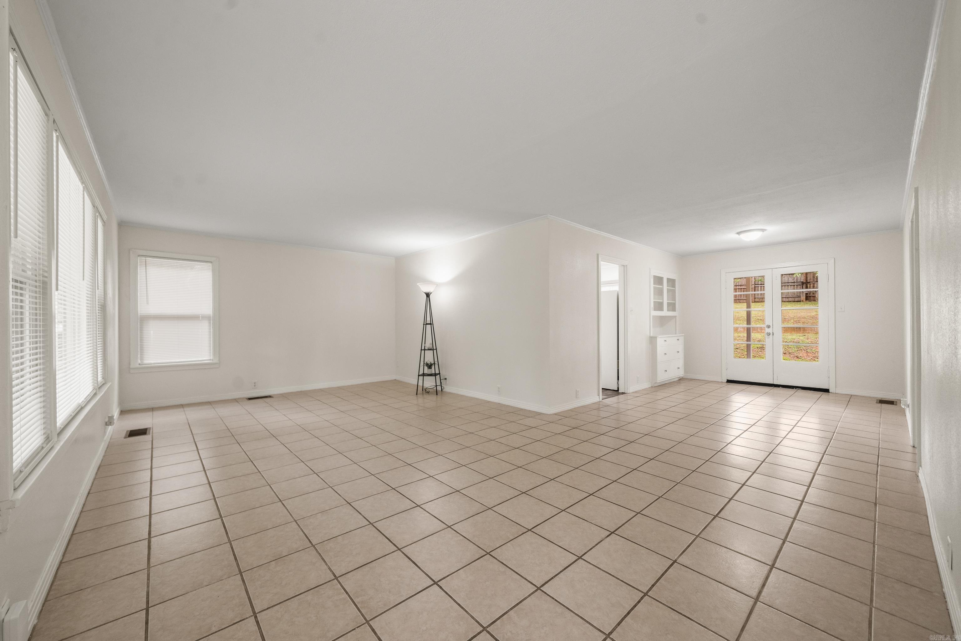 107 Lakeside Road