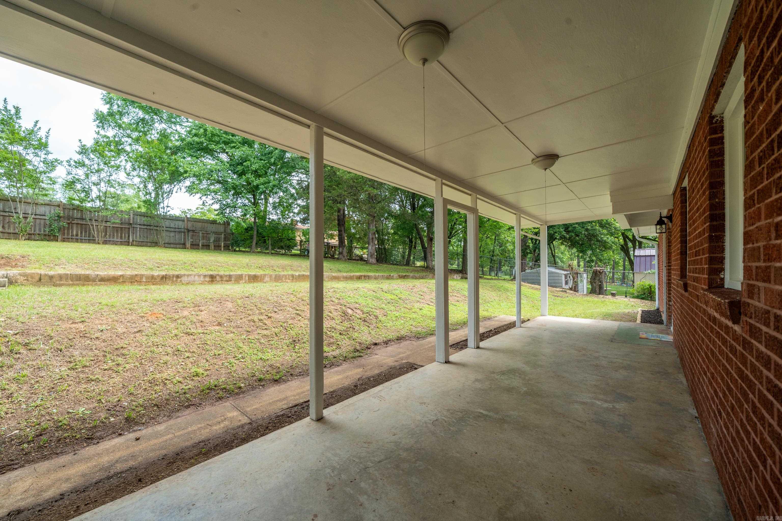 107 Lakeside Road