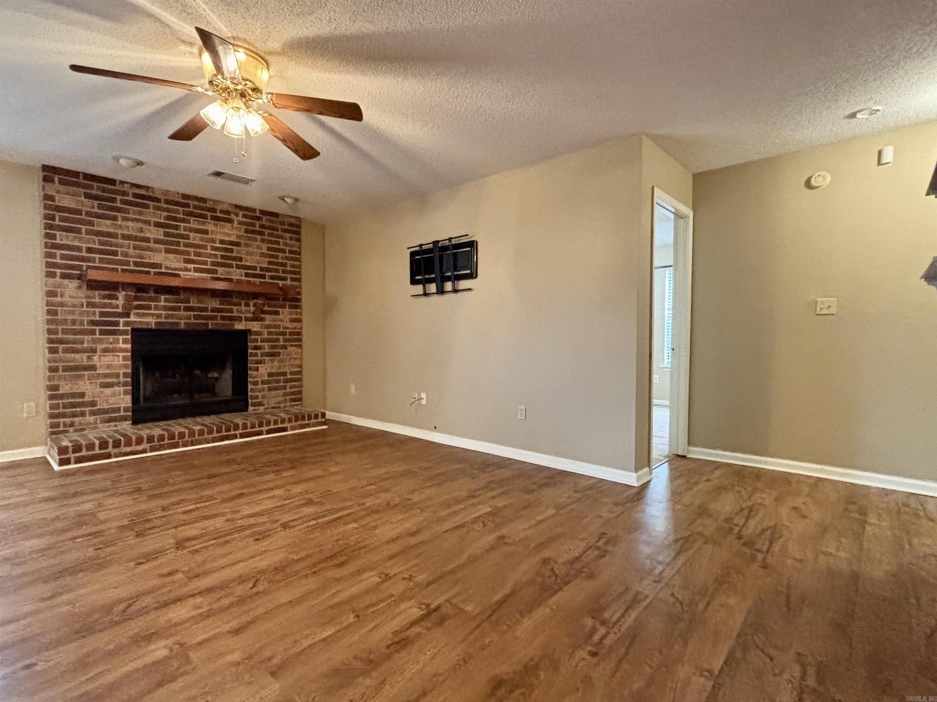 27 Silverleaf Court