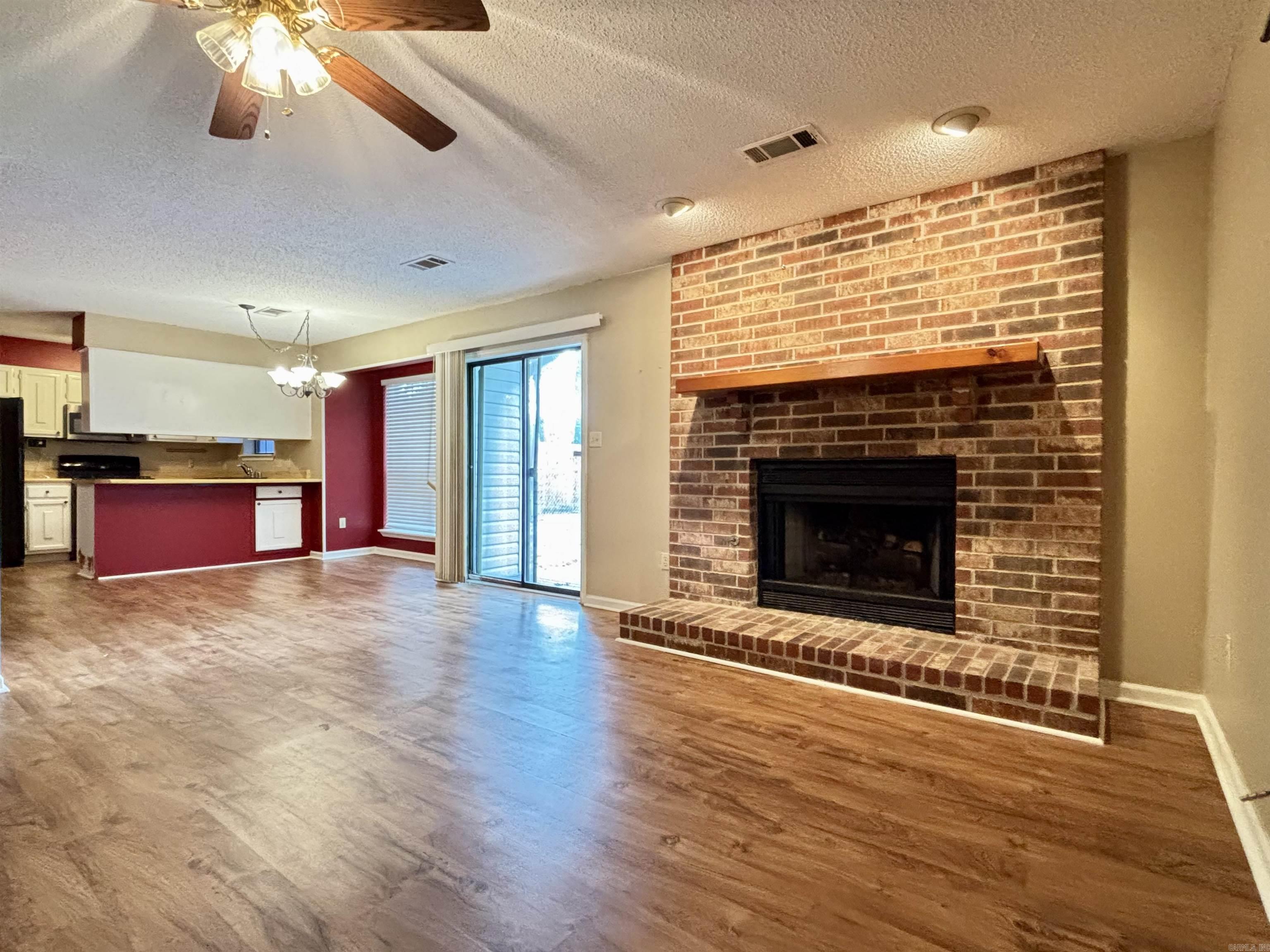 27 Silverleaf Court
