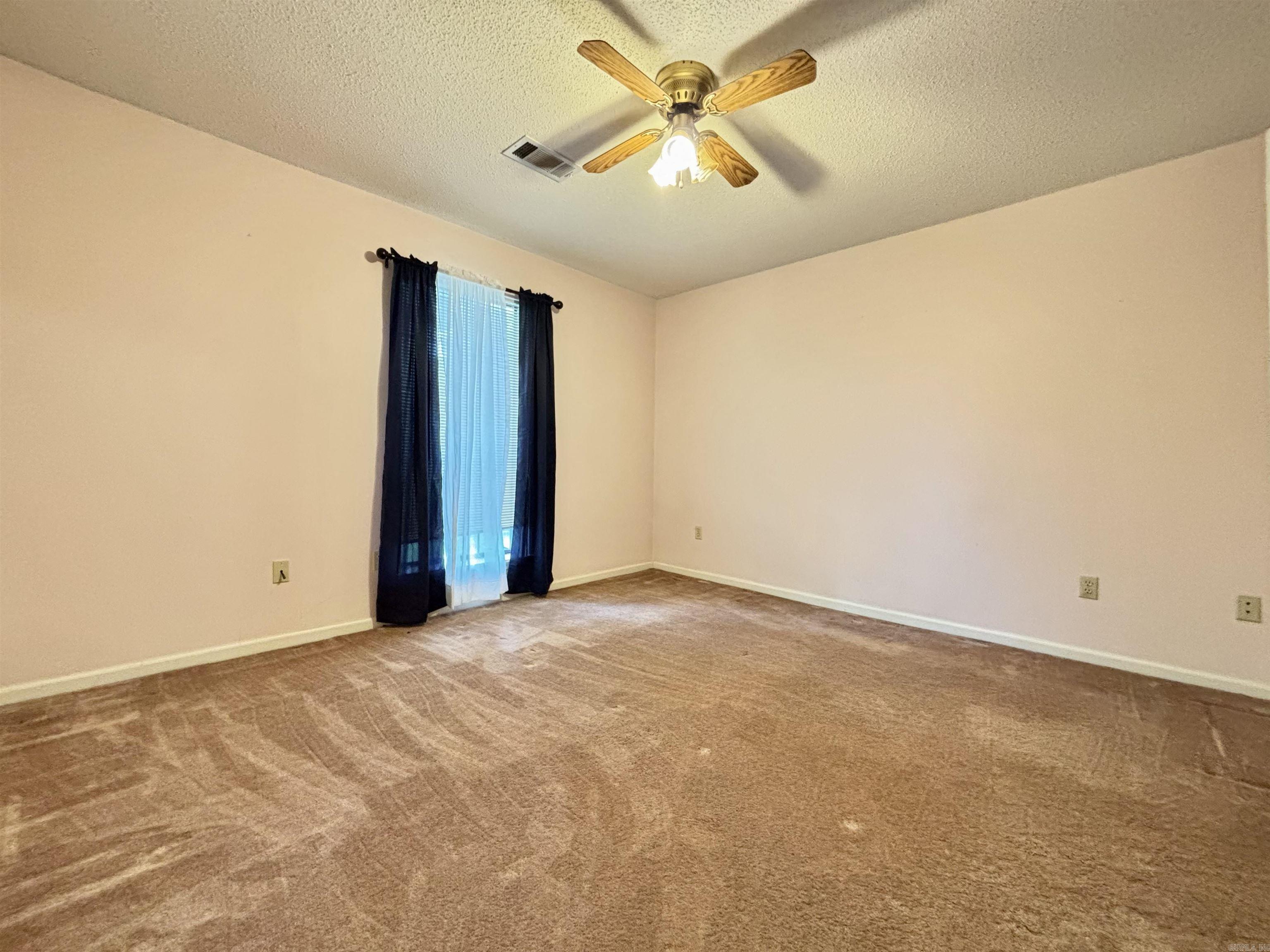 27 Silverleaf Court