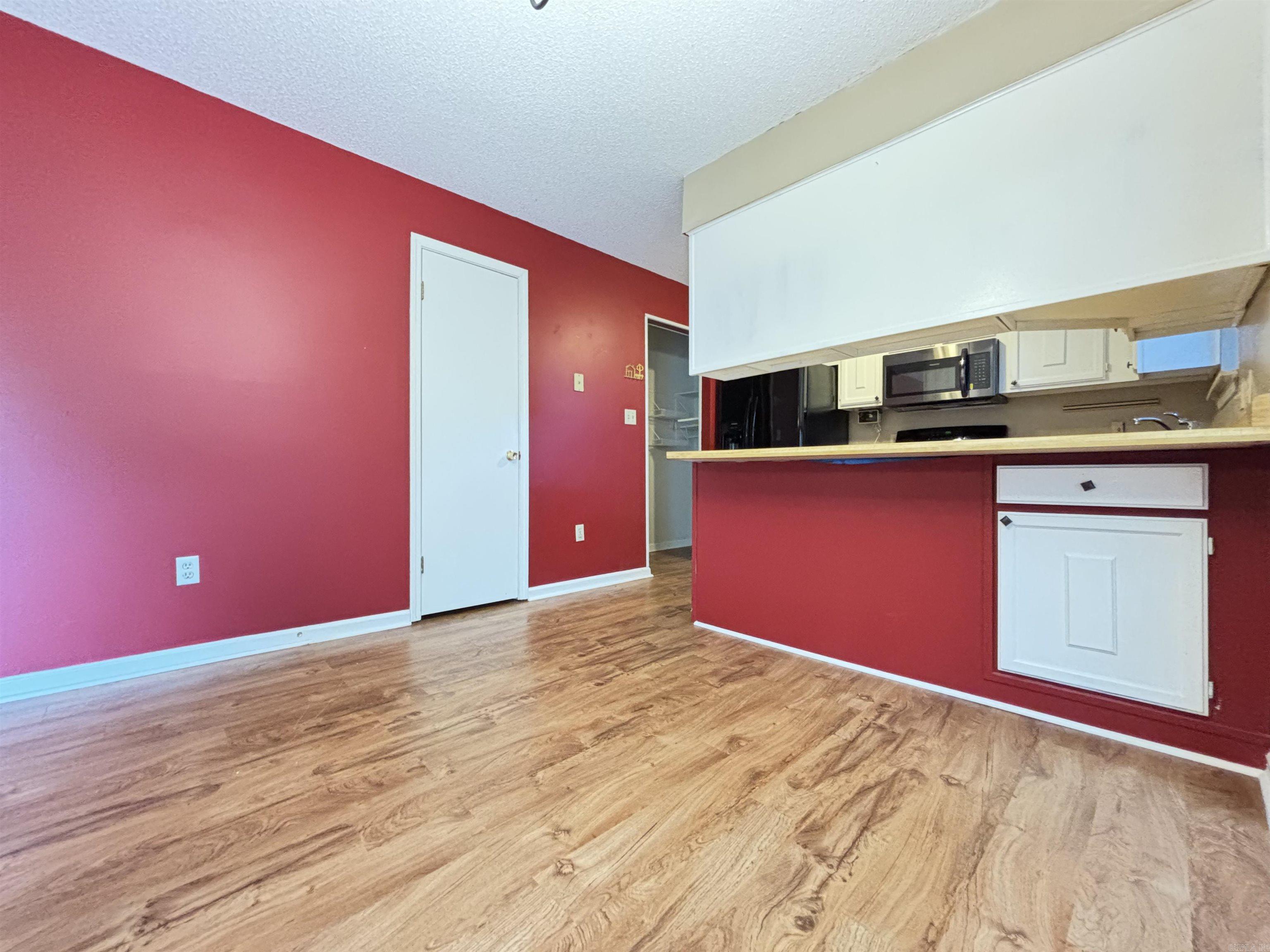 27 Silverleaf Court