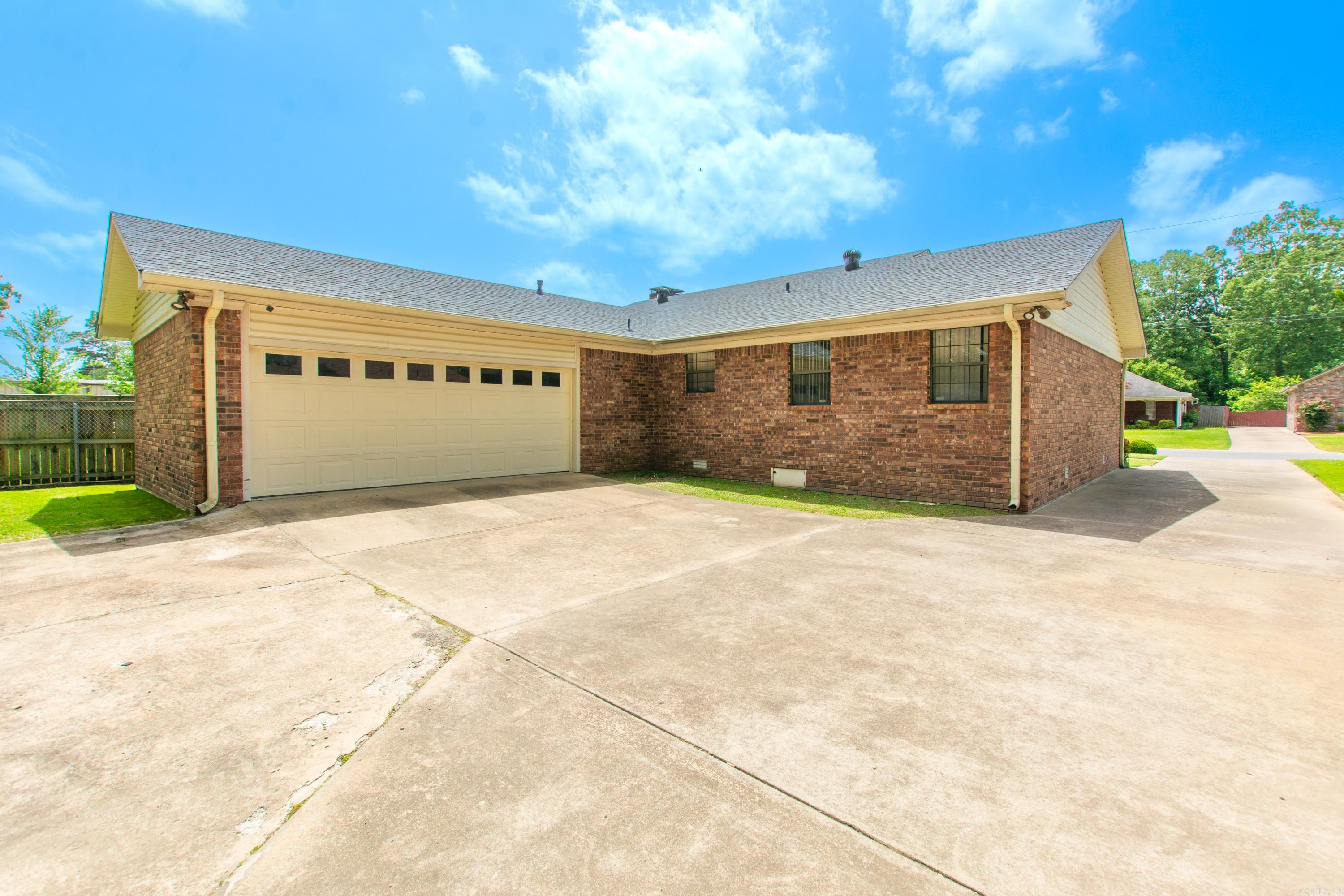 14114 Shady Lane