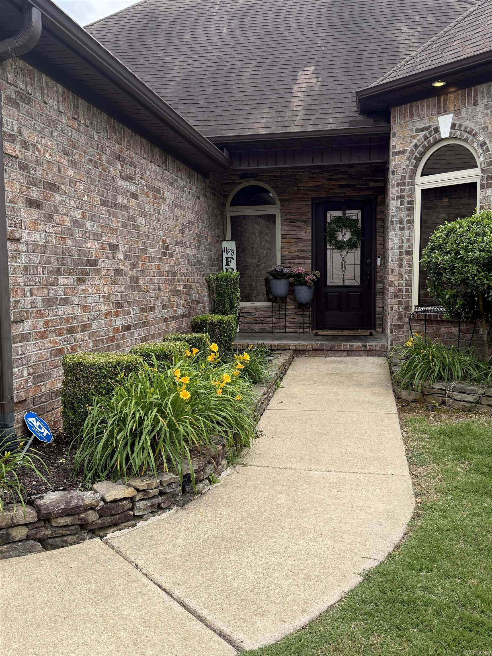 3117 Stonehenge Drive