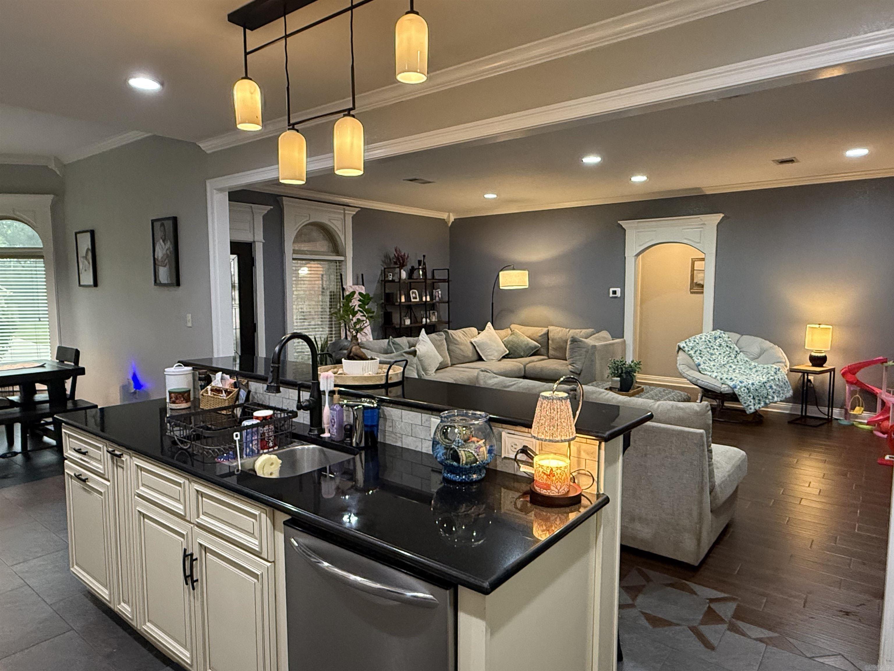 3117 Stonehenge Drive