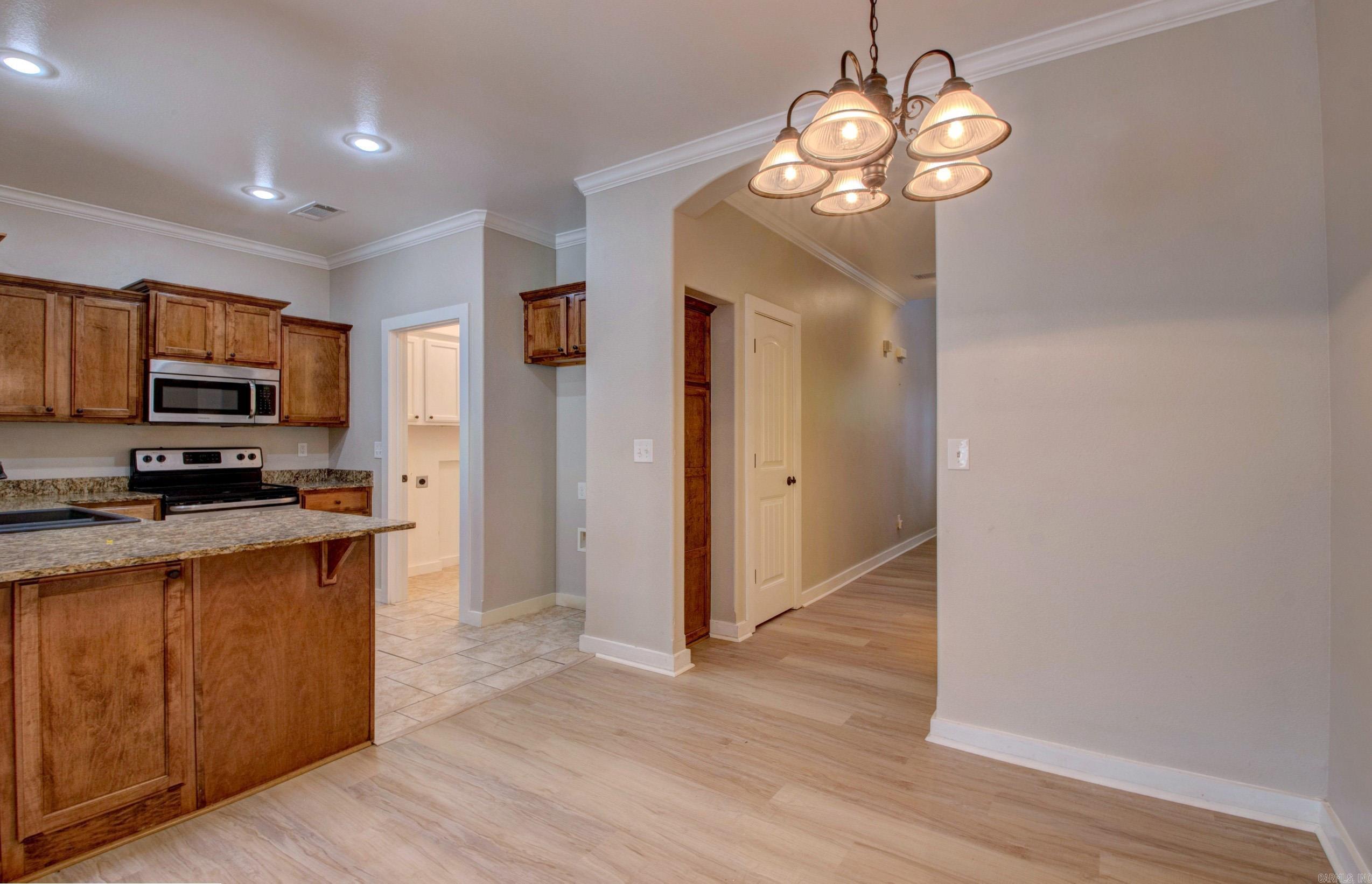 106 Venezia Ln