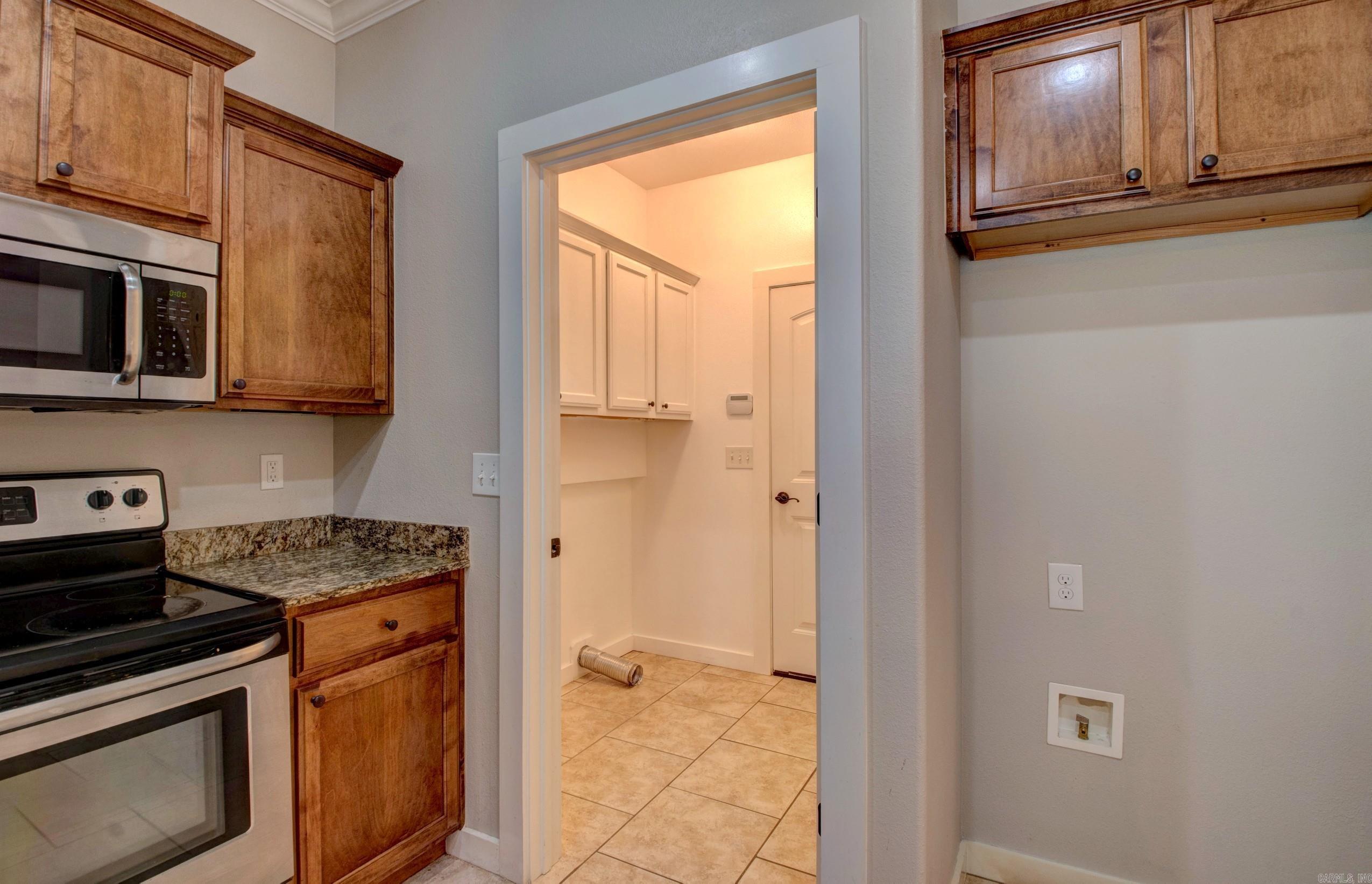 106 Venezia Ln