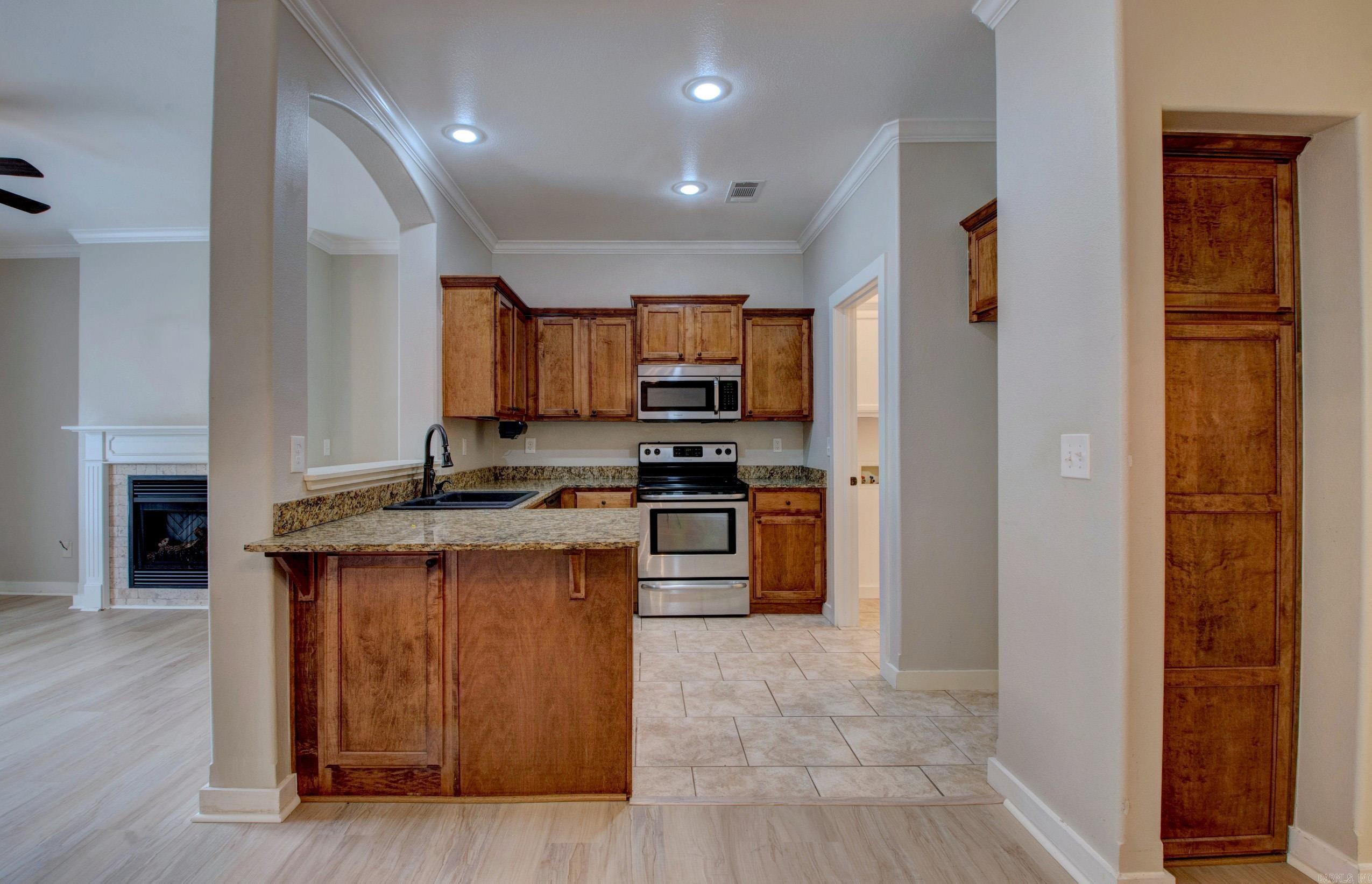106 Venezia Ln