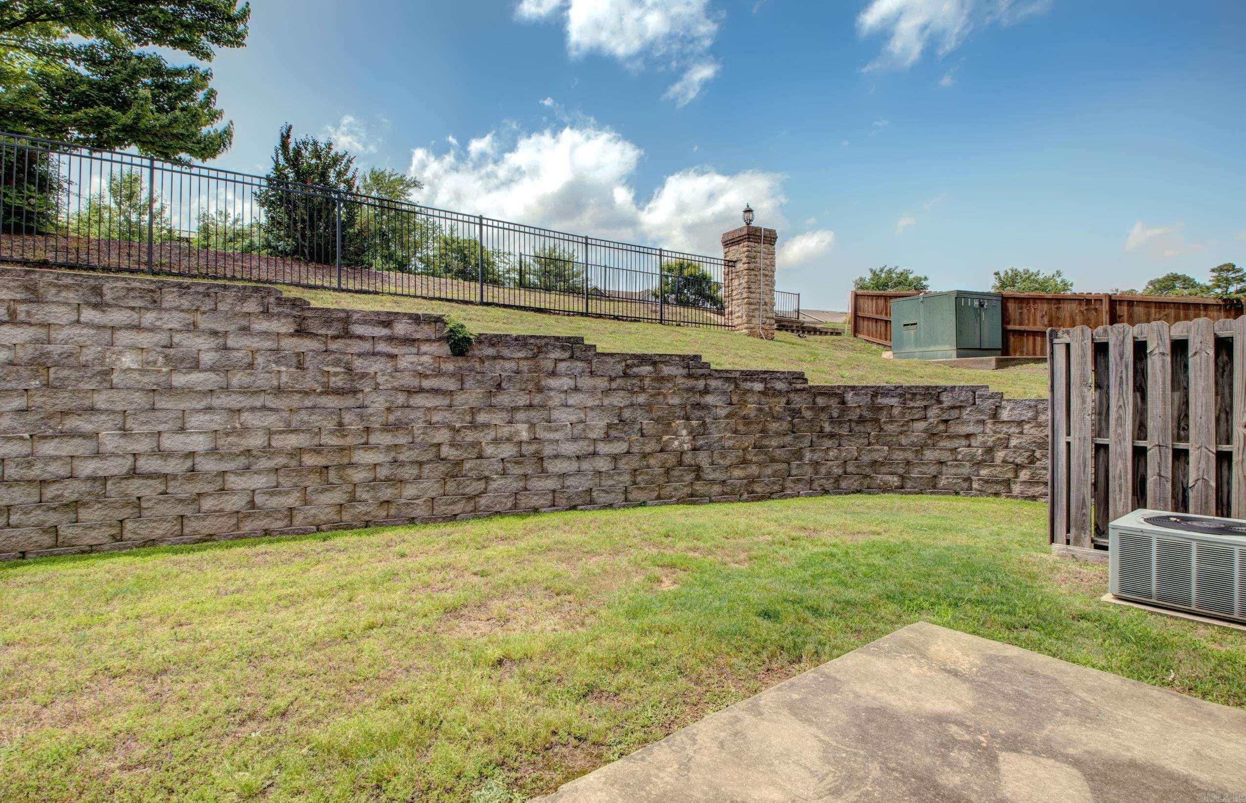106 Venezia Ln