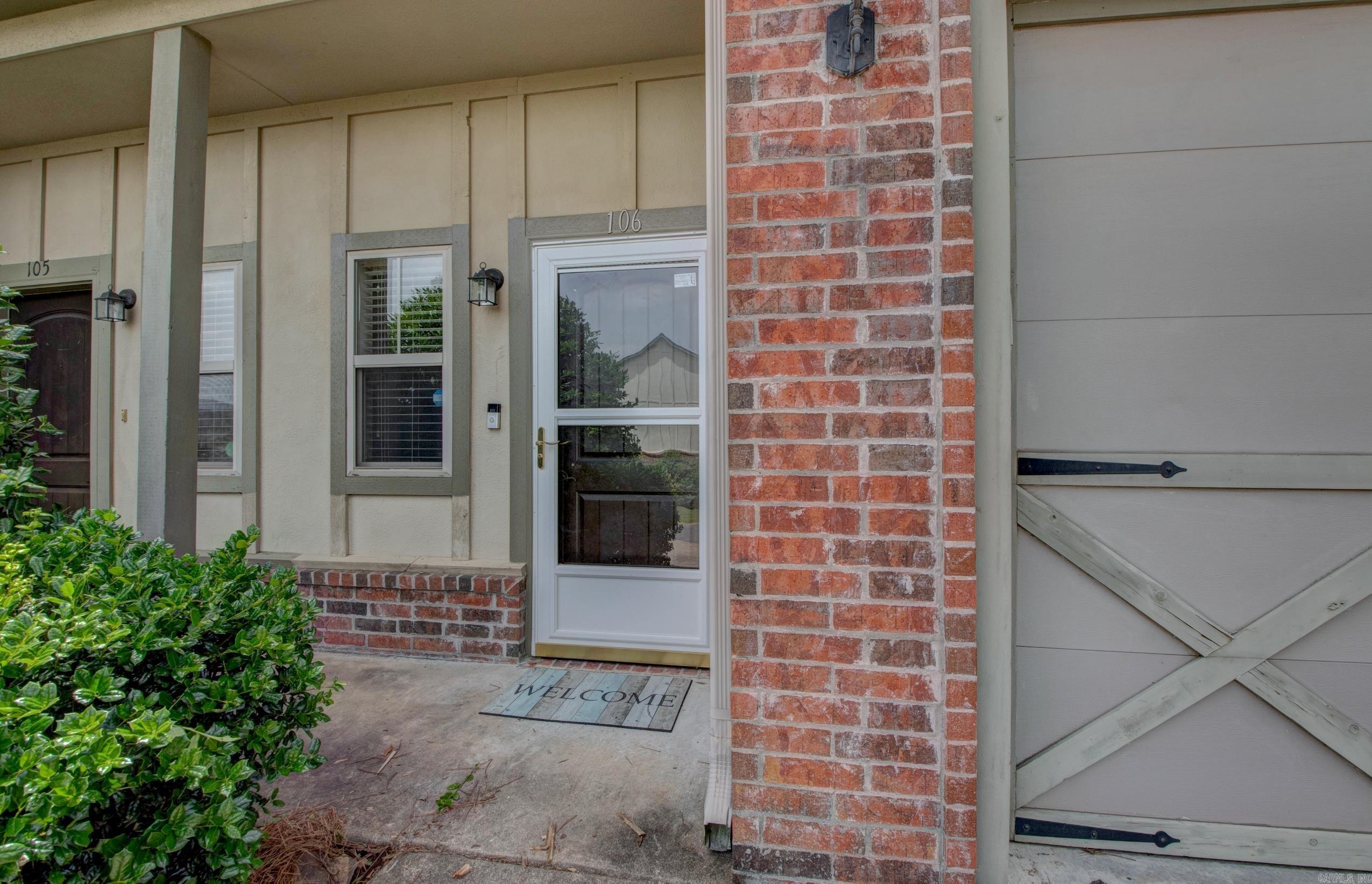 106 Venezia Ln
