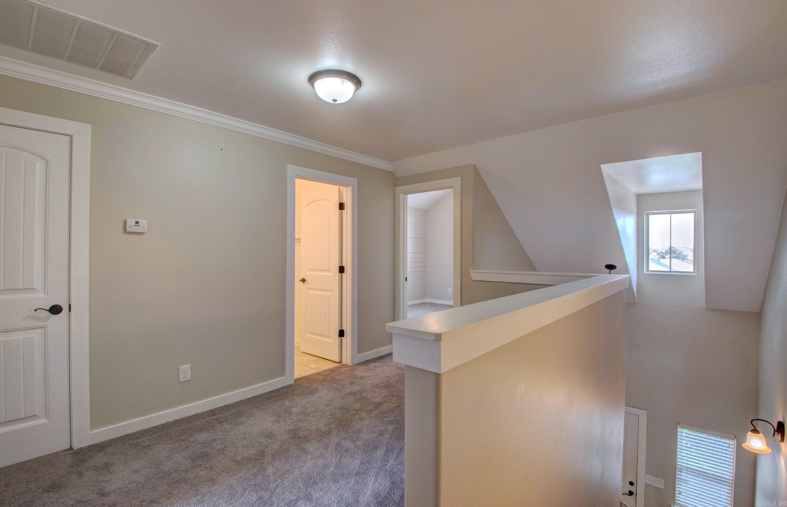 106 Venezia Ln