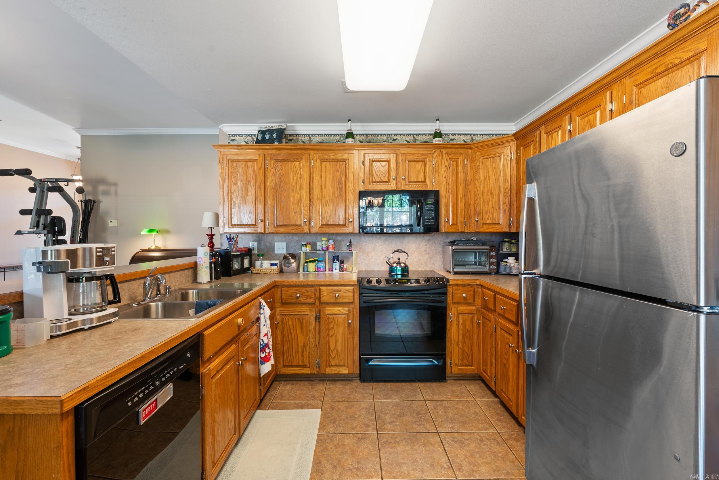 3015 Longmeadow Drive