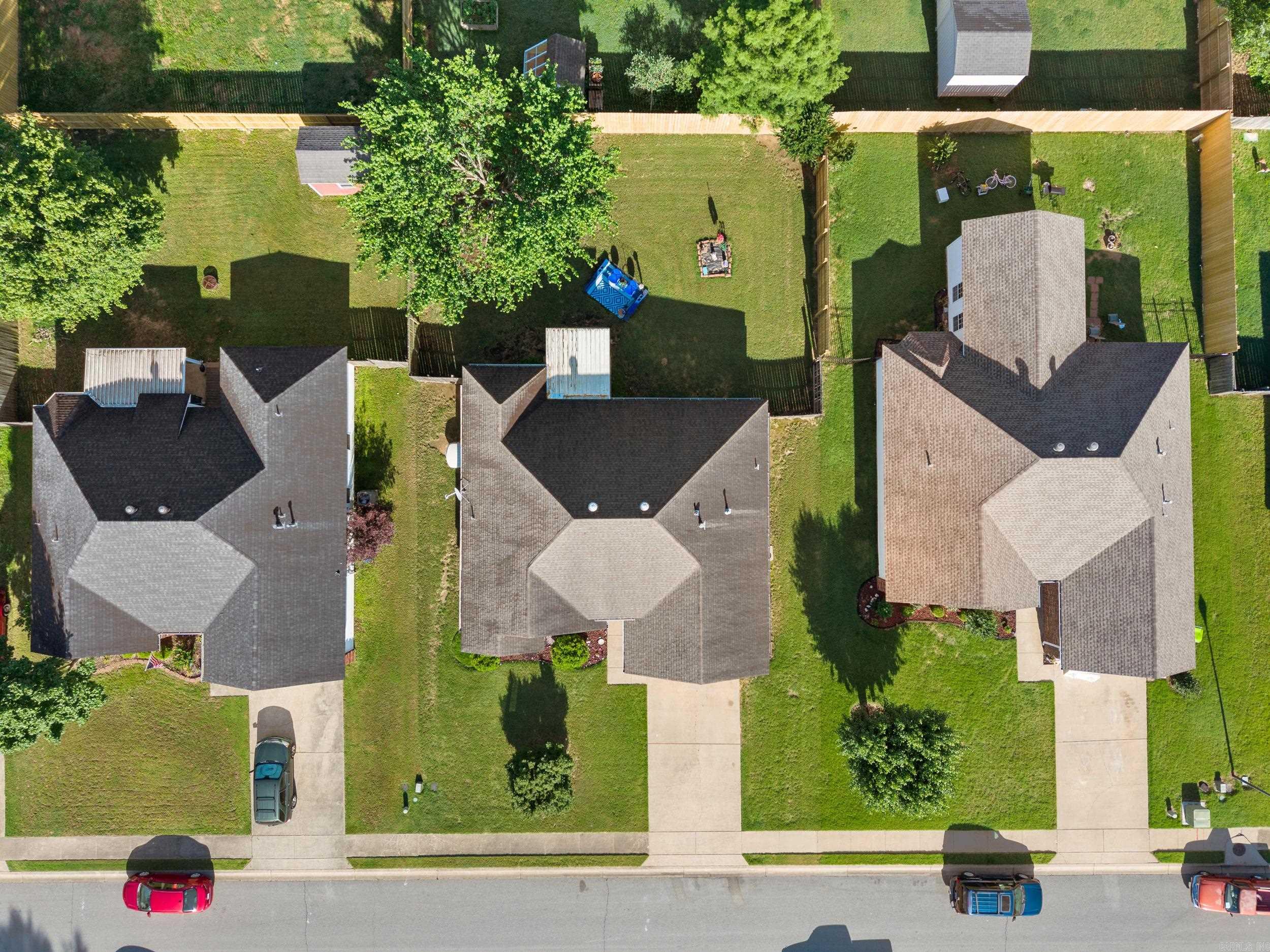 3015 Longmeadow Drive