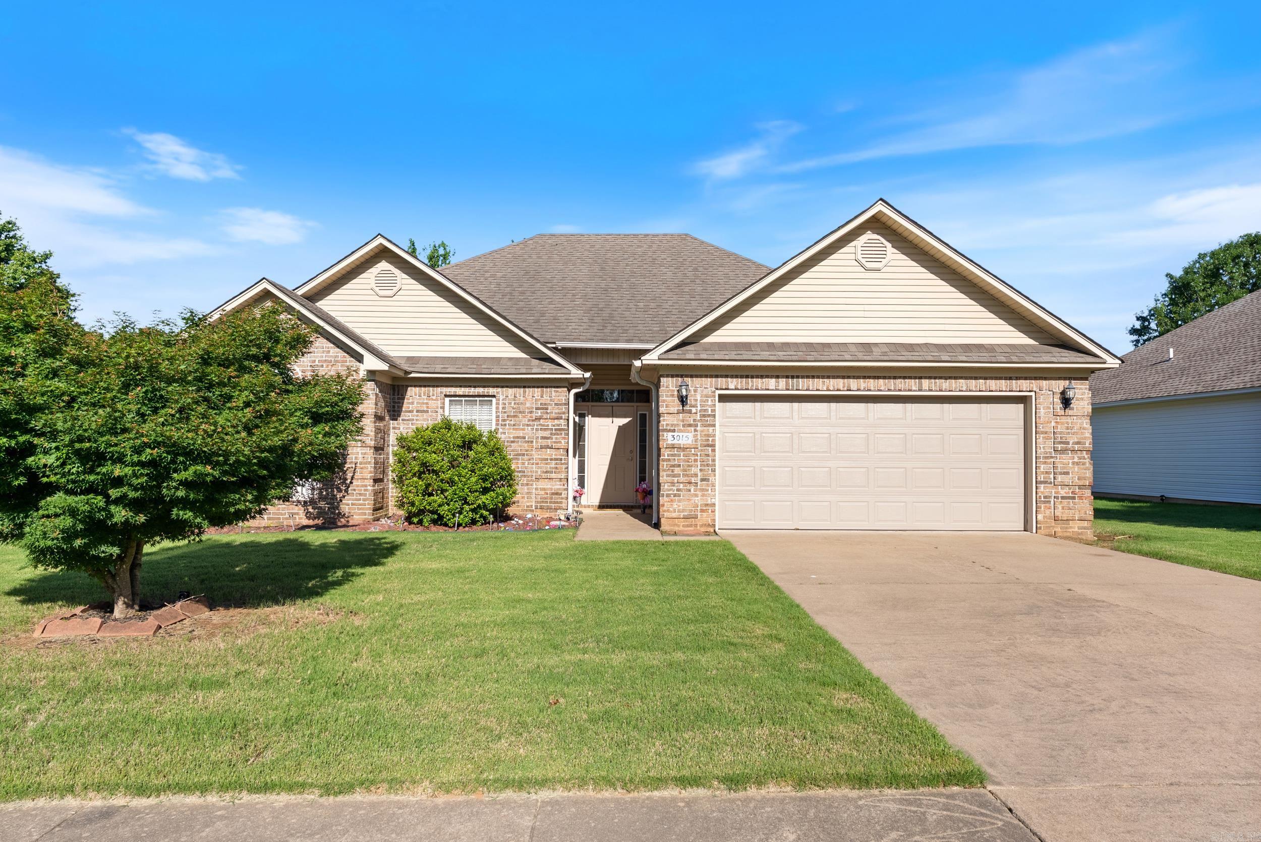 3015 Longmeadow Drive