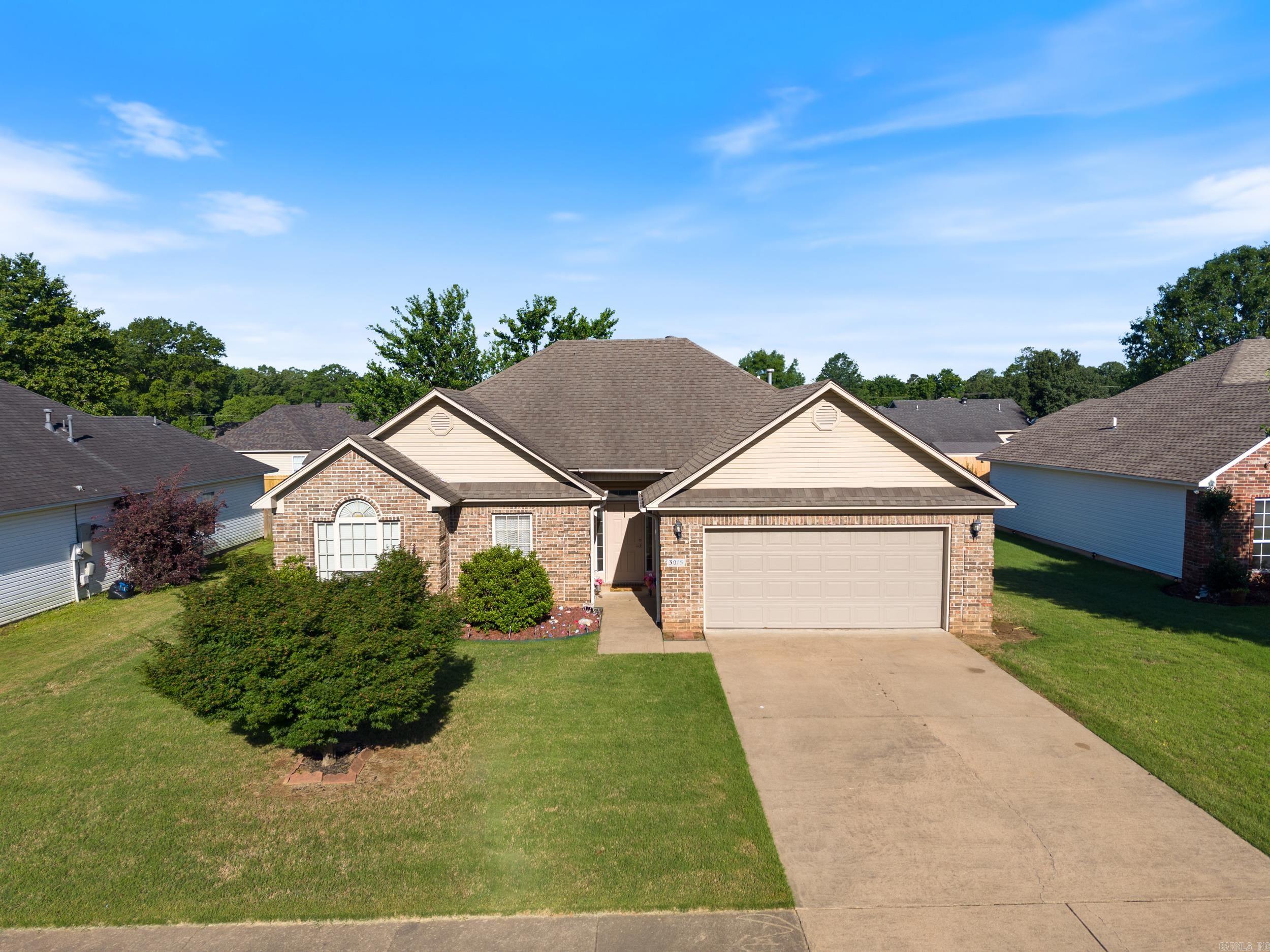 3015 Longmeadow Drive