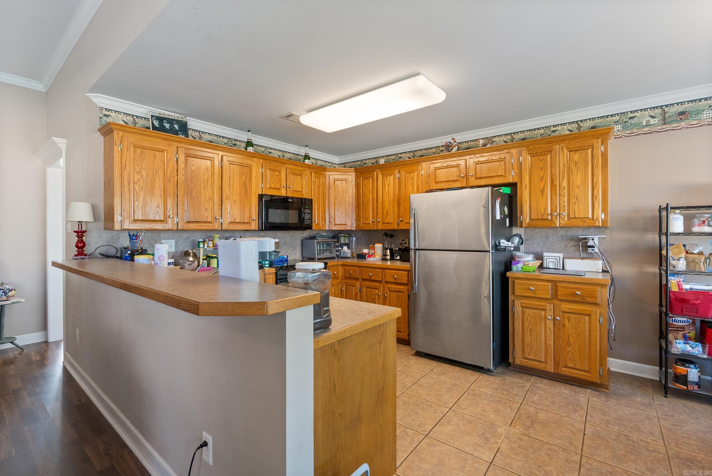 3015 Longmeadow Drive