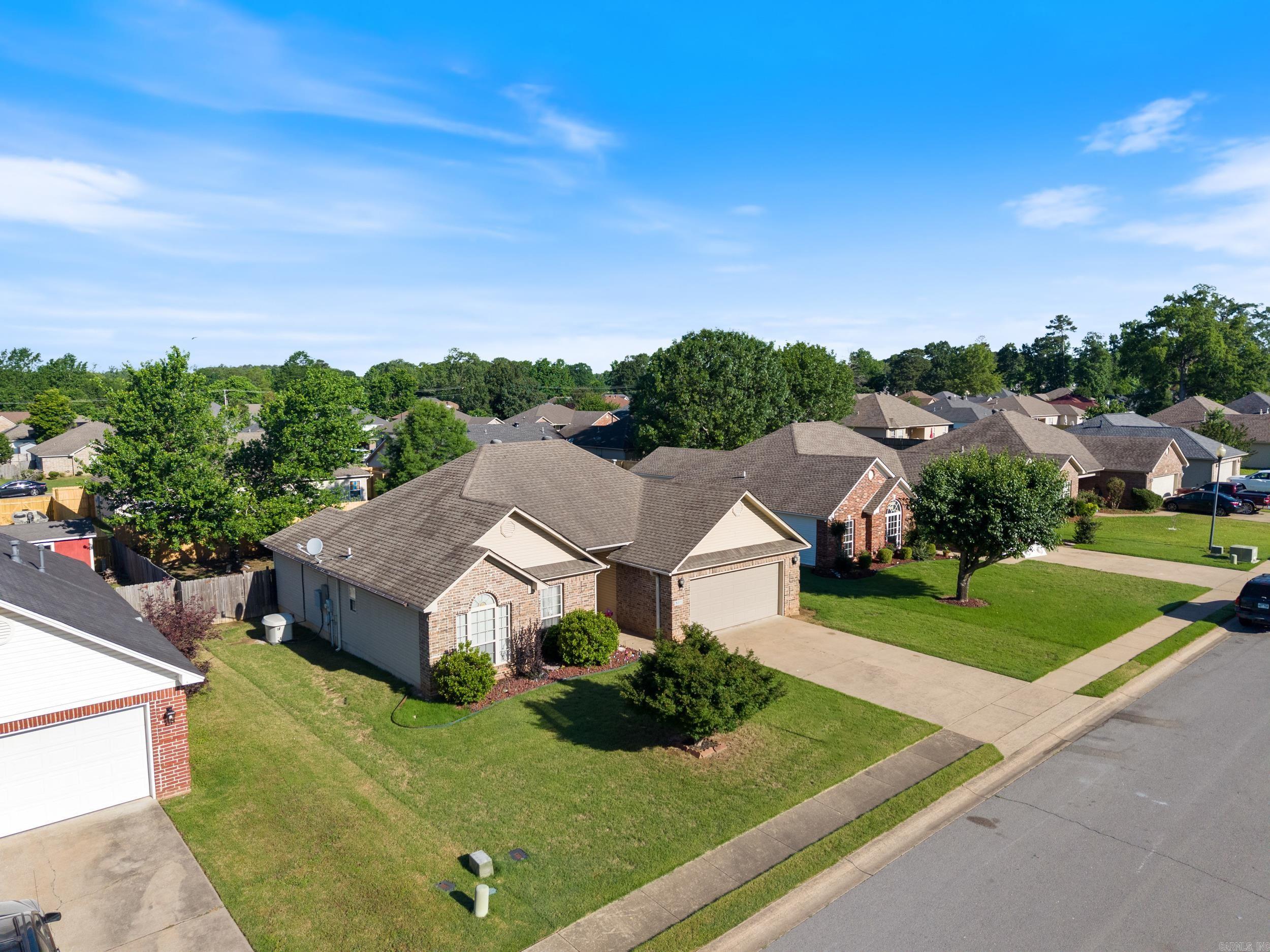 3015 Longmeadow Drive