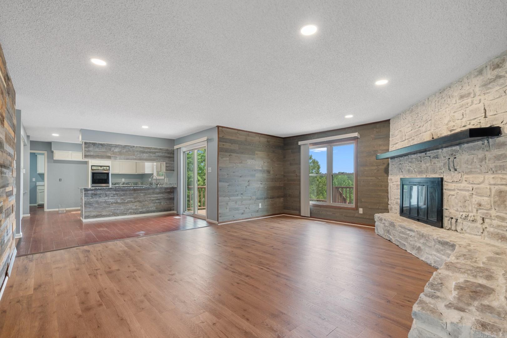 217 Ridge One Circle
