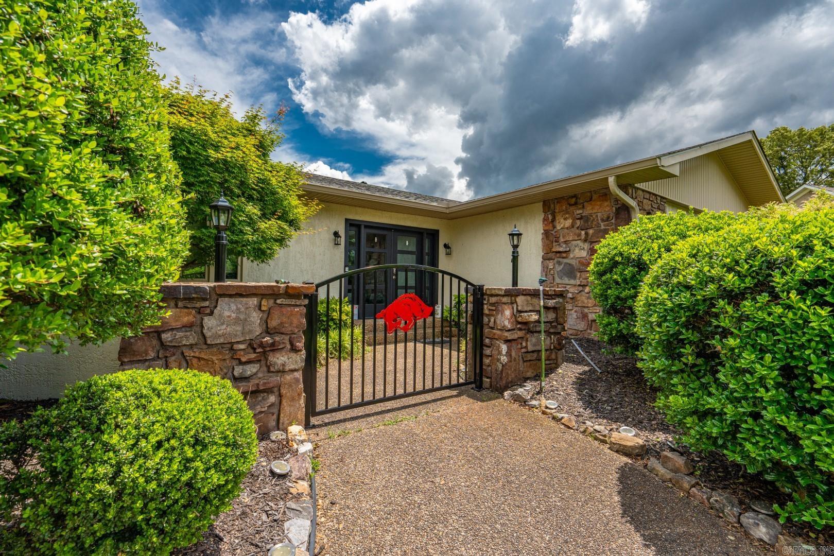217 Ridge One Circle