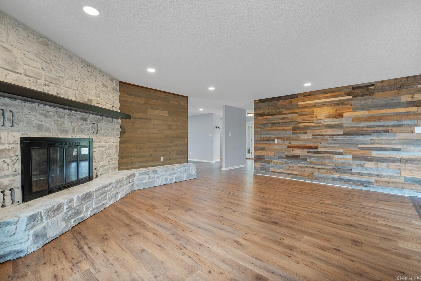 217 Ridge One Circle