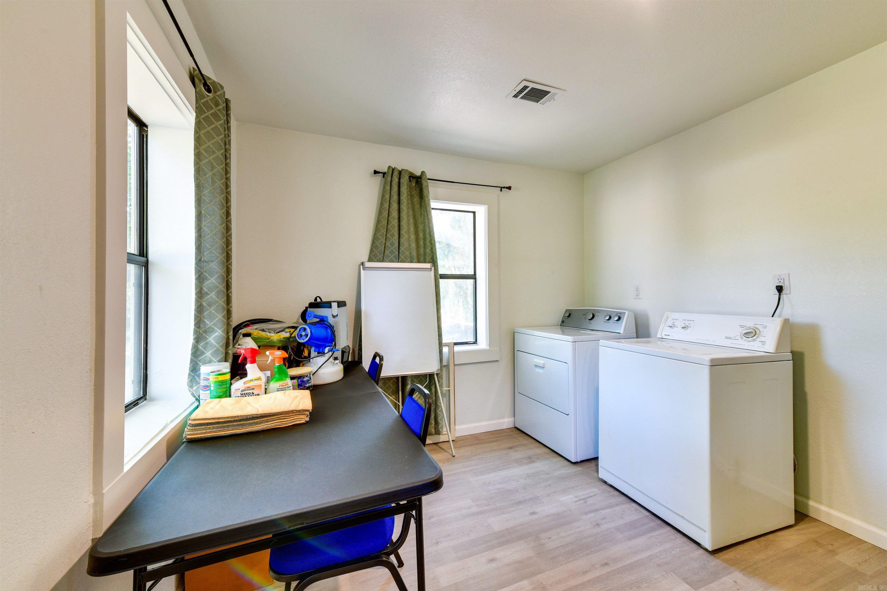 605 Parkview