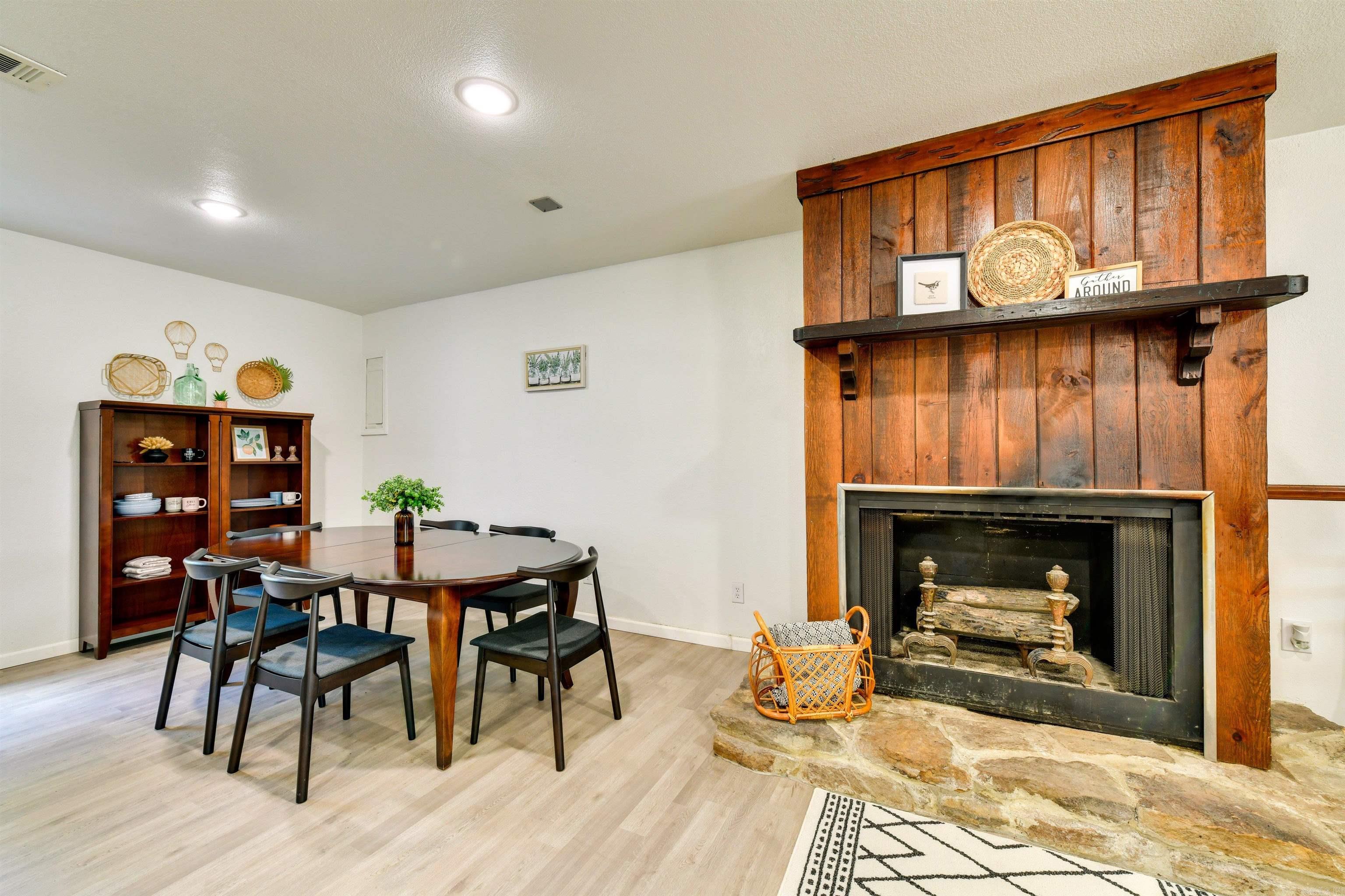 605 Parkview