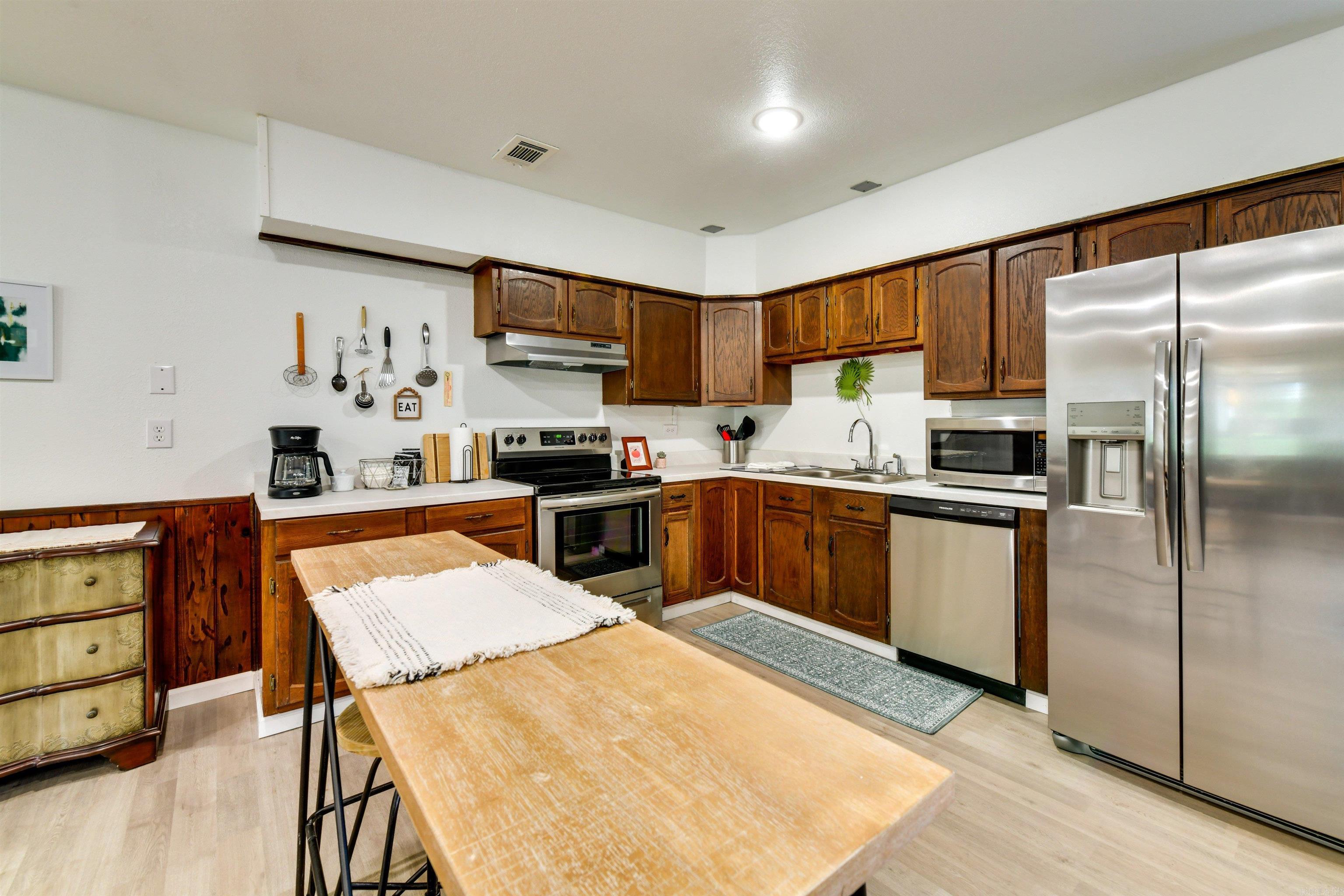605 Parkview