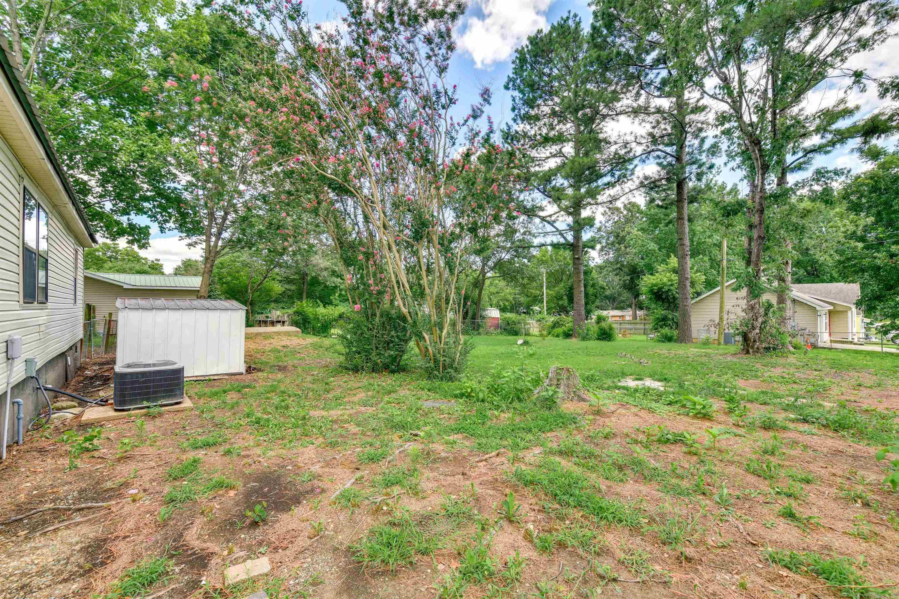 605 Parkview