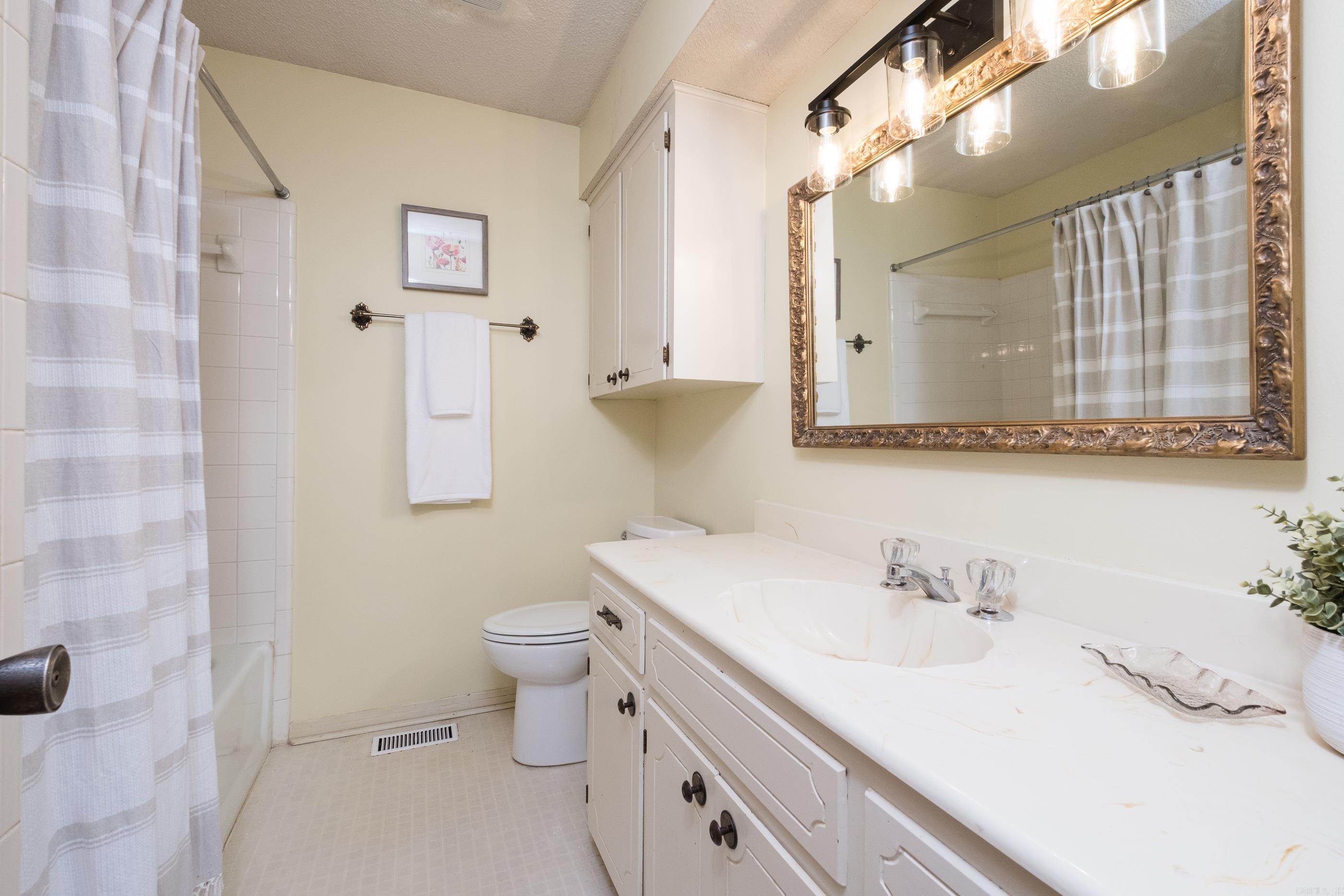 1312 Winnebago Drive