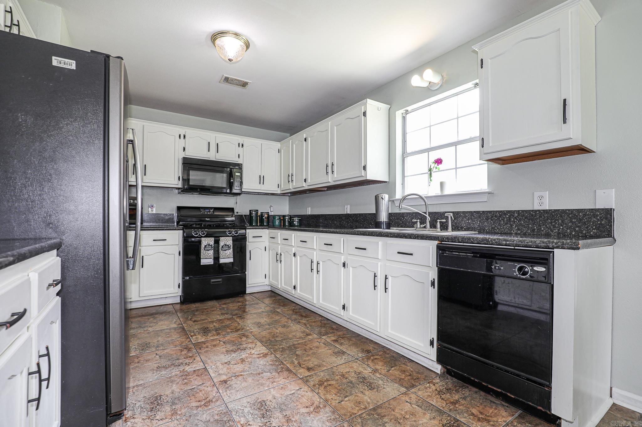 2203 Cedar Ridge Drive